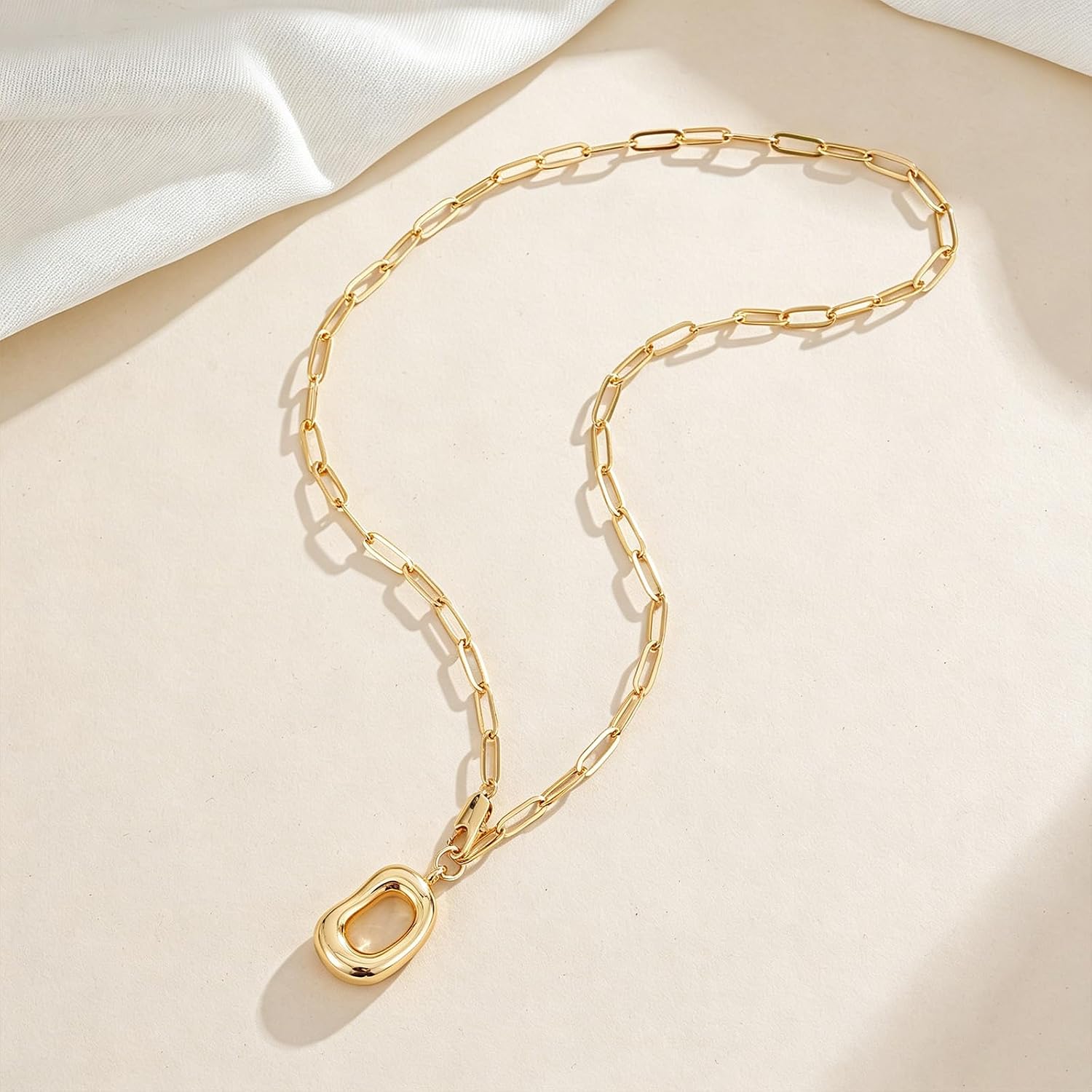 Chunky Pendant Necklace for Women Trendy 14K Gold Plated Statement Gold Pendant Charm Necklace Paperclip Chain Choker Jewelry Gift