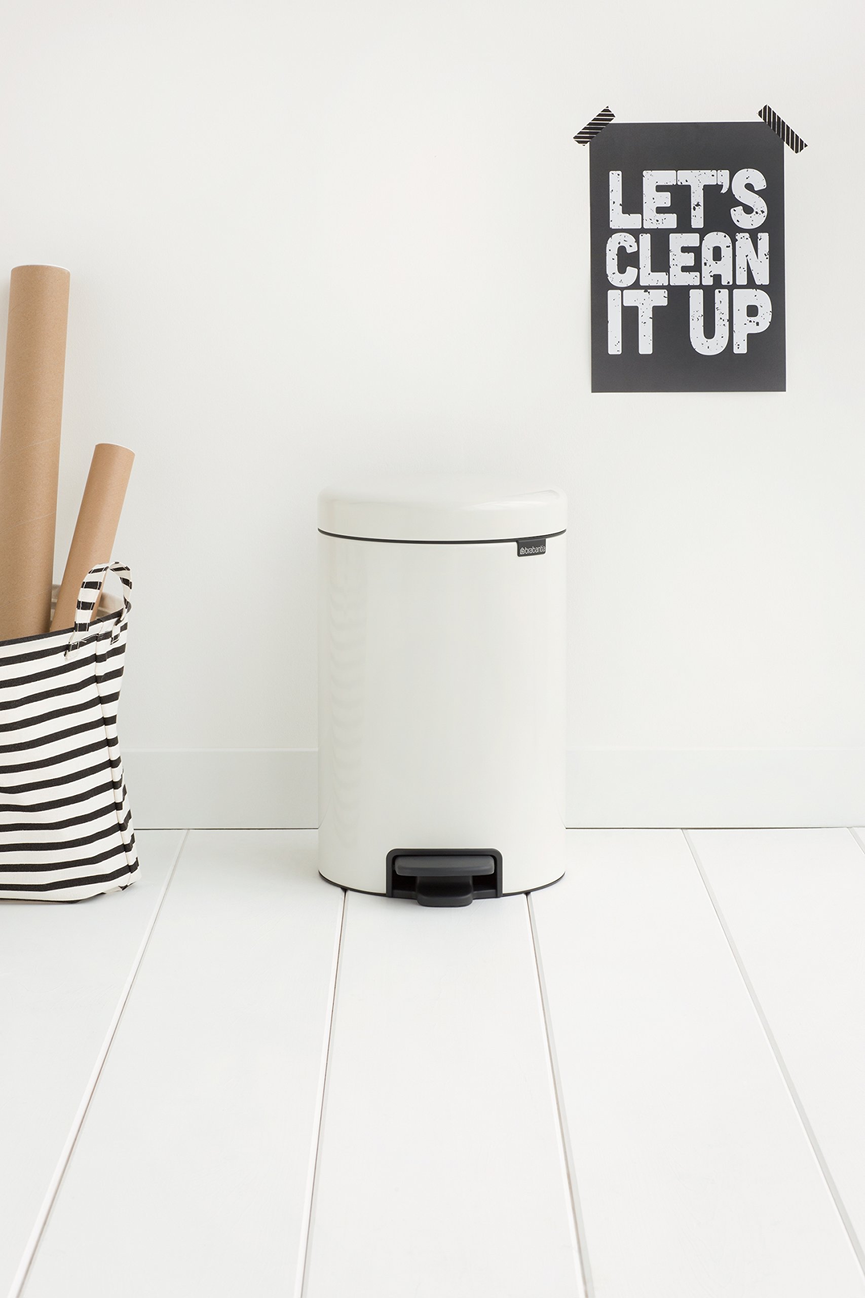 Brabantia NewIcon - Cubo de Basura de Pedal de 12 litros, Color Blanco