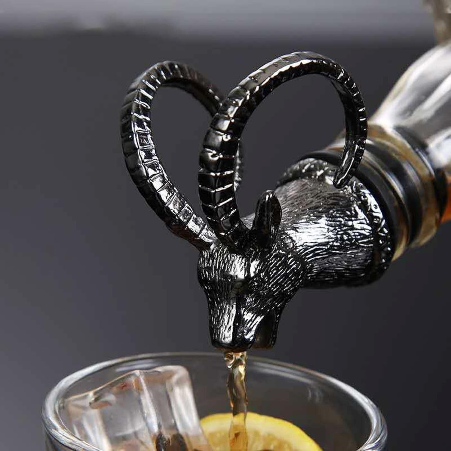 Animal Design Pourer for Wine Bottles, Liquor & Whiskey Bottle Pourer, Seal Plug - 1 pc (Black, Antelope)