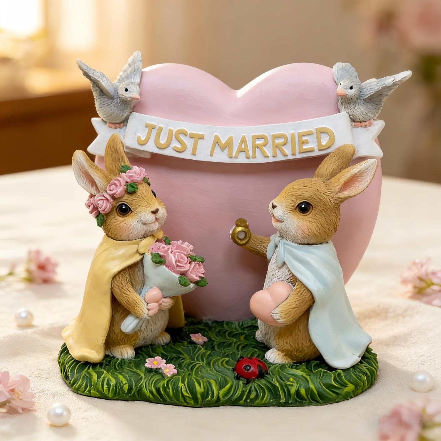Bunny Wedding Statue Heart with Doves Easter Rabbit Decor Resin Figurines Sculptures Birthday Valentine's Day Decorative for Party Supplies Garden Statues, Yard Decorations (Brown)