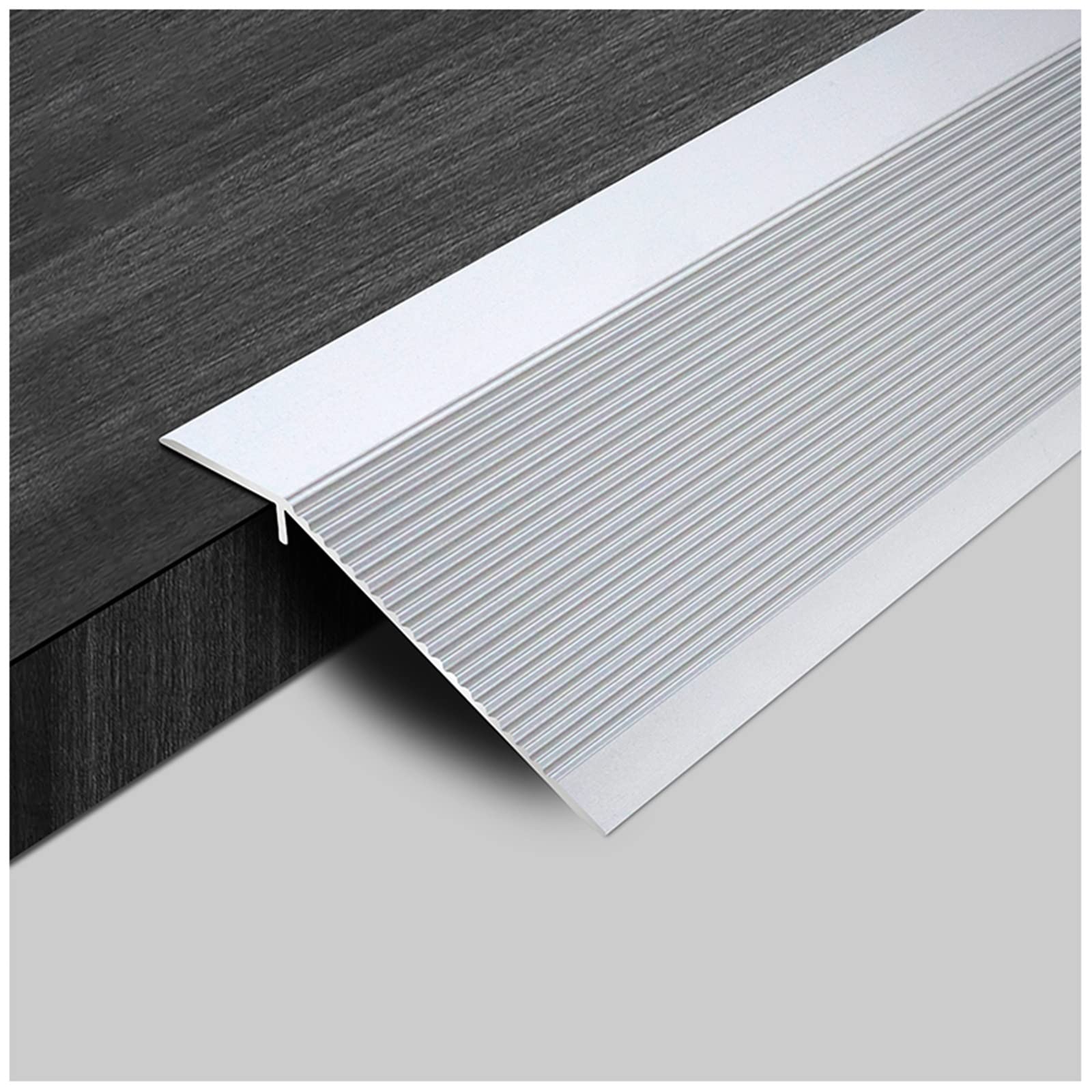 Seuil de transition pour dénivelé de 0,8 à 4 cm pour masquer les bords de tapis