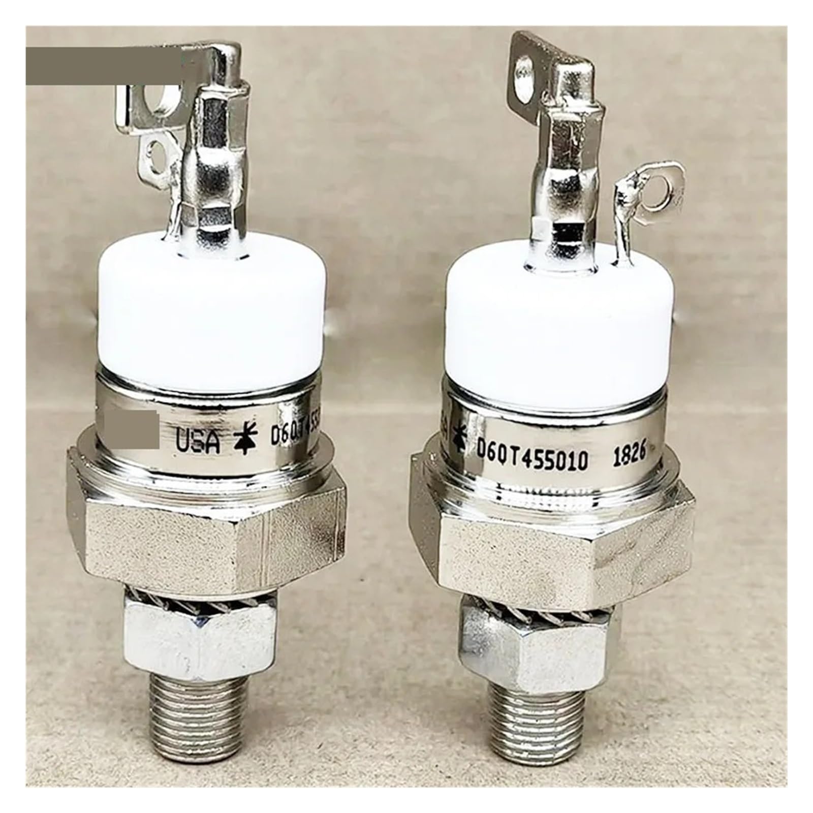 LEOTNNDQ 1PCS D60T455010 Thyristor