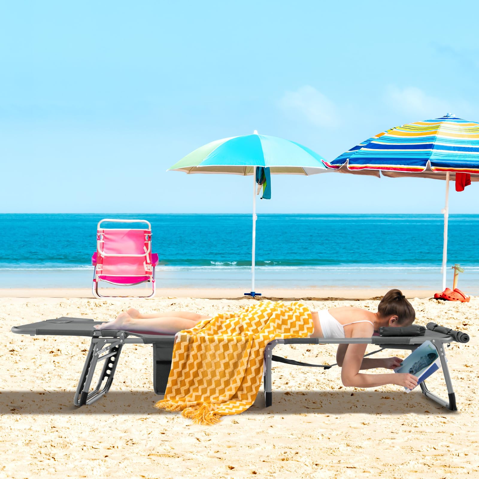 COSTWAY Lettino Prendisole Pieghevole Portatile, Lettino da Spiaggia con Fori per Viso e Braccia, Cuscino Poggiatesta e Tasca, Schienale Regolabile, per Mare e Piscina, Portata 180 kg (Grigio Scuro)