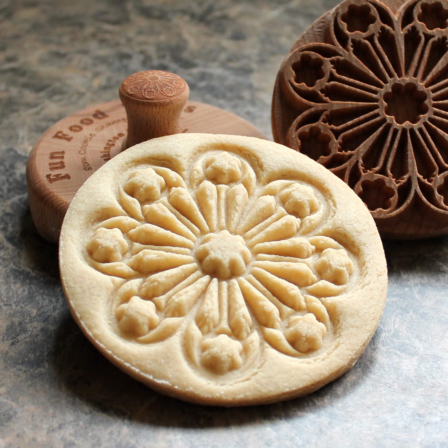 Sello grande para galletas de madera, 3.1 pulgadas (Catedral de Washington CS8-011)