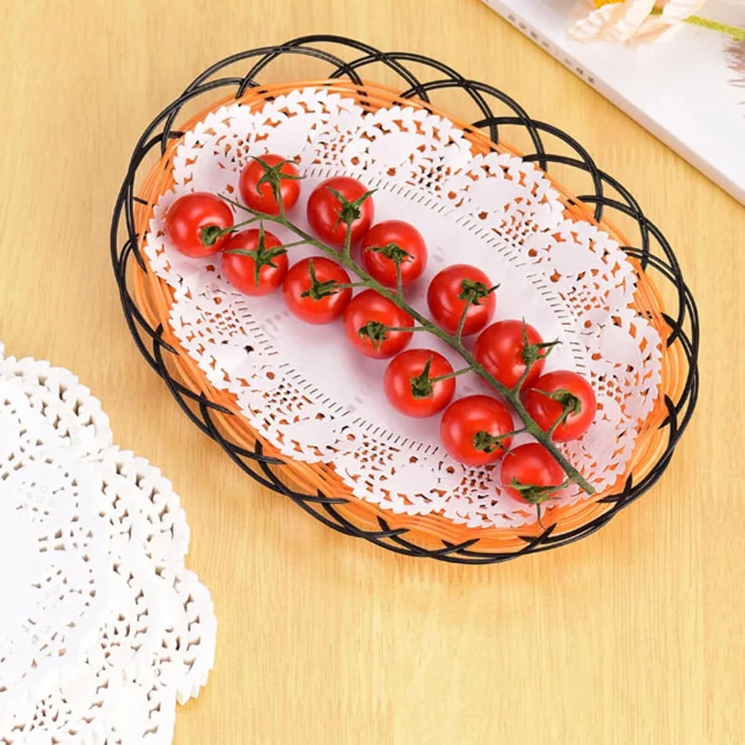 250 Pcs Paper Doilies, Multi-size Doilies Lace Paper, White Lace Round Rectangle Oval Paper Doilies for Tables Plates Cakes Desserts Crafts(Multiple Shapes)
