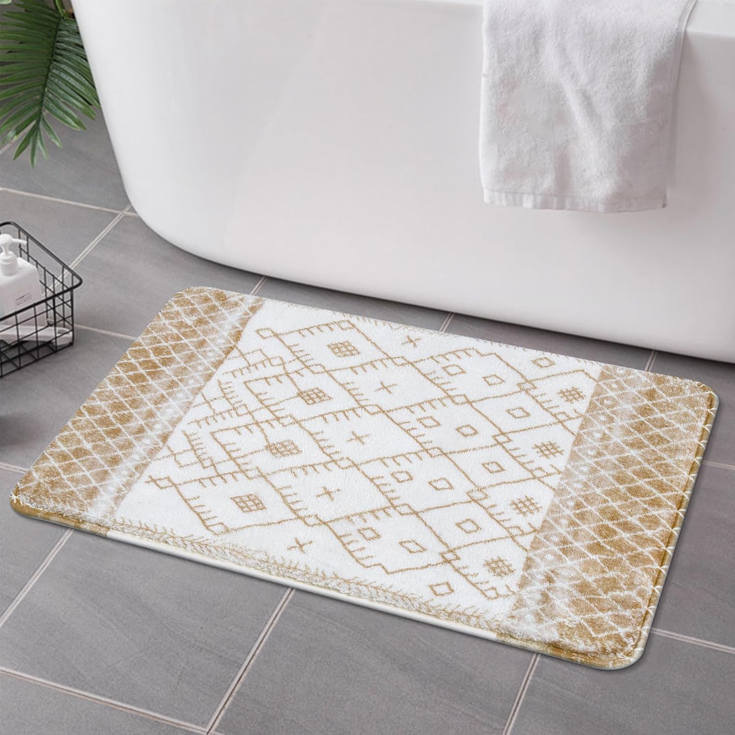 Amazon.com: Uphome Bath Rugs for Bathroom, Moroccan Geometric Small ...
