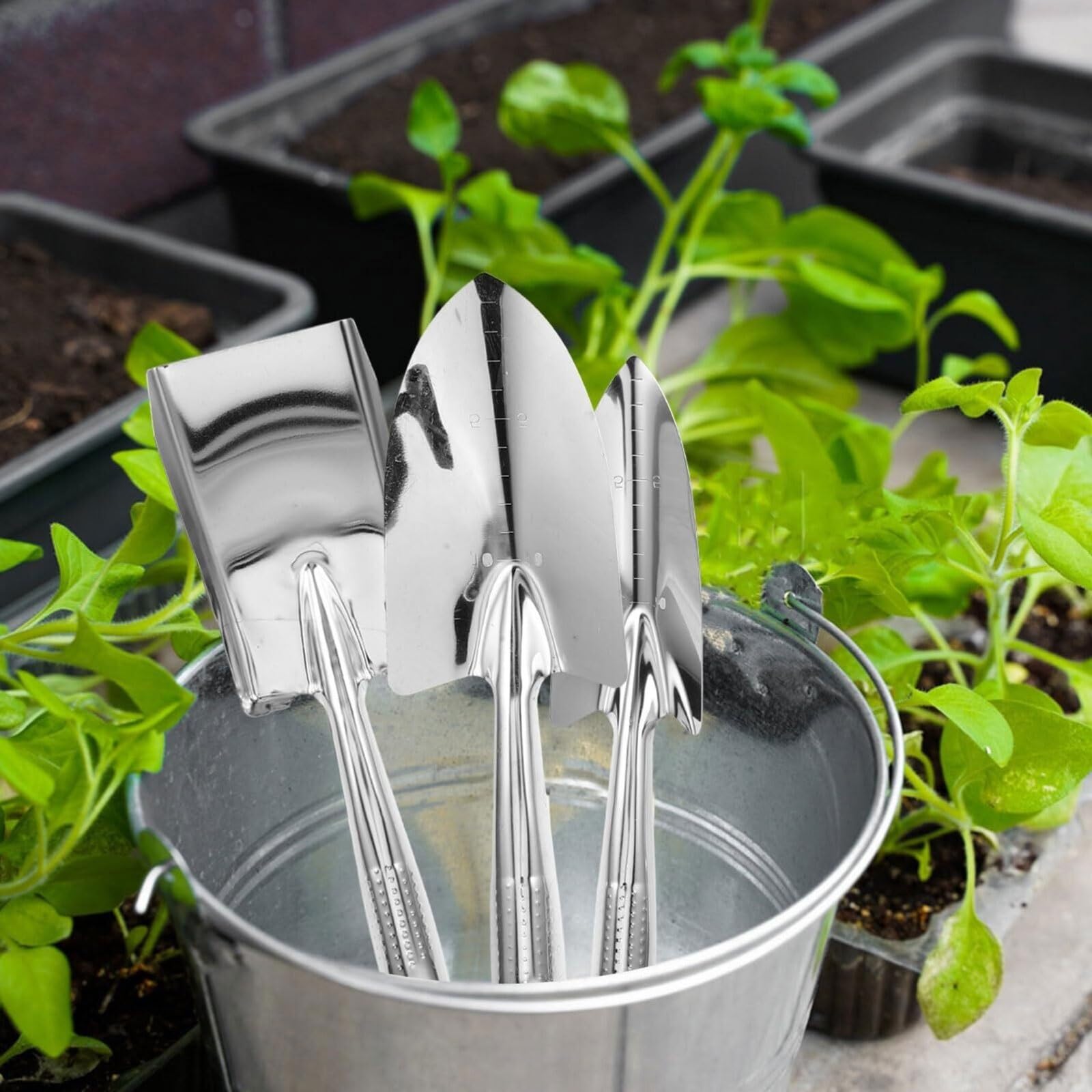 Portátil Juego de 4 Herramientas de jardinería de Acero Inoxidable con Mango ergonómico: Paleta, cultivador, Pala y rastrillo. Fáciles de Transportar. Sin Esfuerzo