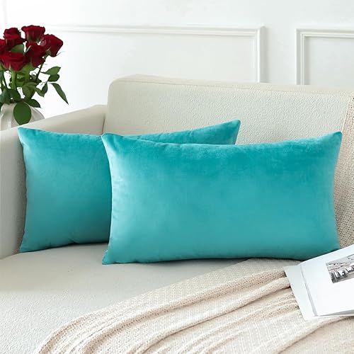 Miniatura 4 de OTOSTAR Paquete de 2 fundas de almohada decorativas de terciopelo suave de 18 x 18 pulgadas, fundas de cojín cuadradas sólidas para decoración del