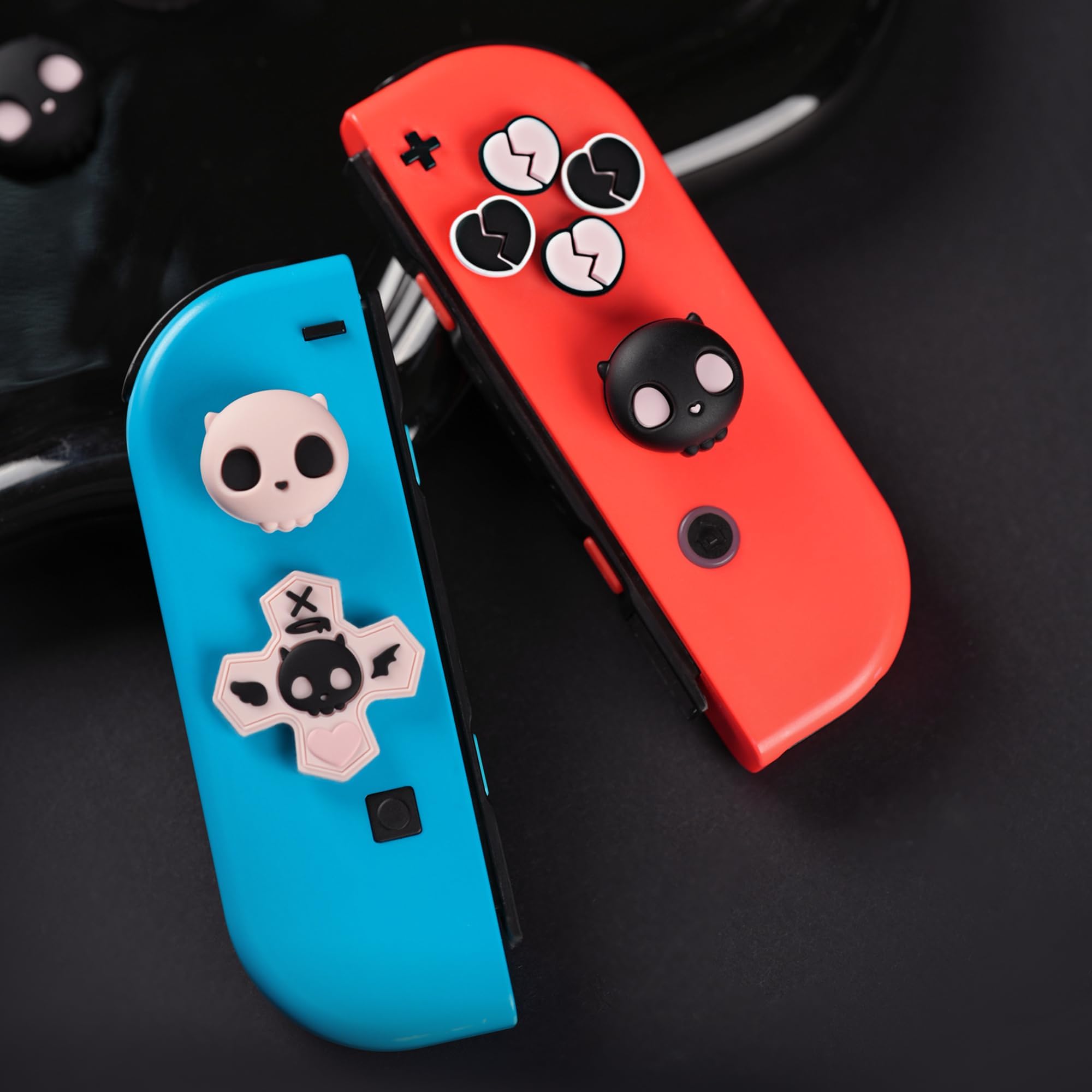 GeekShare Juego de Tapas de Silicona para Botones de Joystick - Lindo Adhesivo ABXY Compatible con Switch/OLED Joy con - Calavera de corazón
