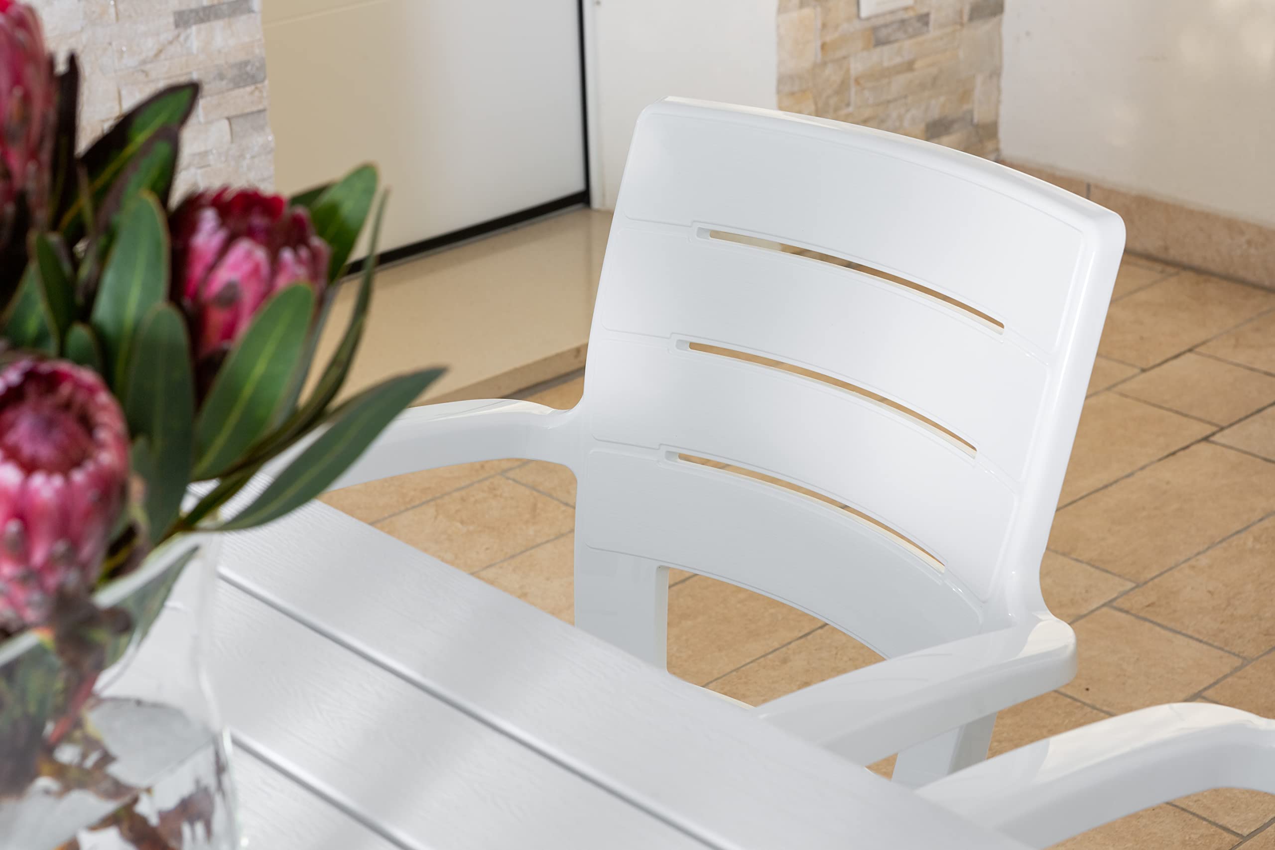 RATTATAN Anita - chaises d'extérieur et de Jardin empilables en résine Effet Bois avec accoudoirs (4, Blanche)