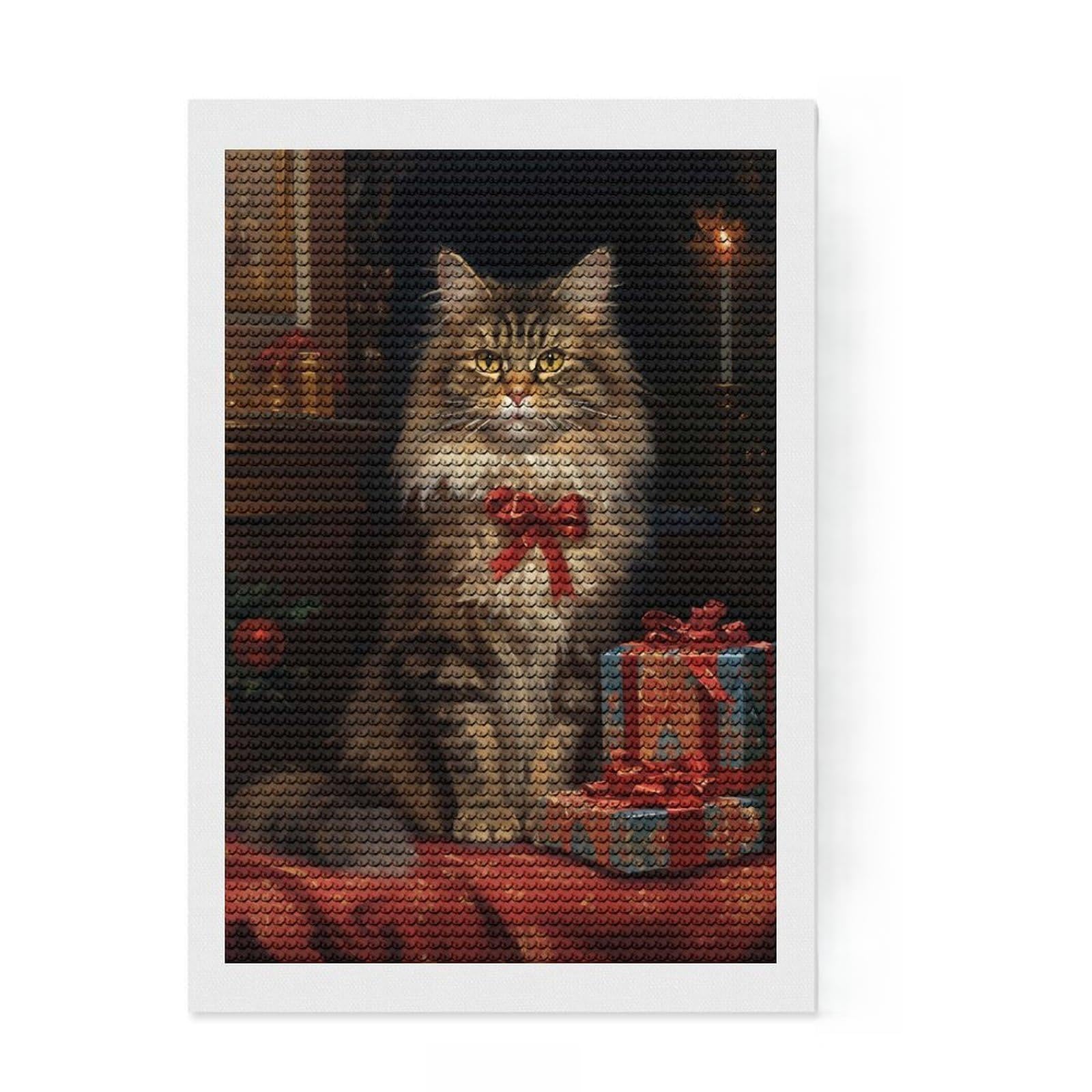 Junmoney Christmas Maine Coon Cat Round Drill Diamond Painting 8"x12", Holiday Gift Idea, Bedroom Decor, Aesthetic Room Decor, Artistic Hobby