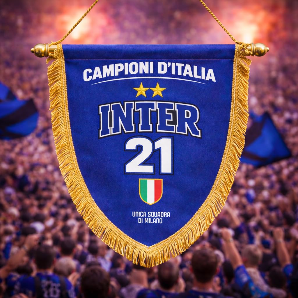 D&Vlab Gagliardetto Celebrativo Interisti 21° Scudetto 2026 Campione D'Italia, Bandiera in tessuto con Frangia Oro 22x25 cm per Tifosi Ultras Calcio Sport Nerazzurri Supporters Beneamata