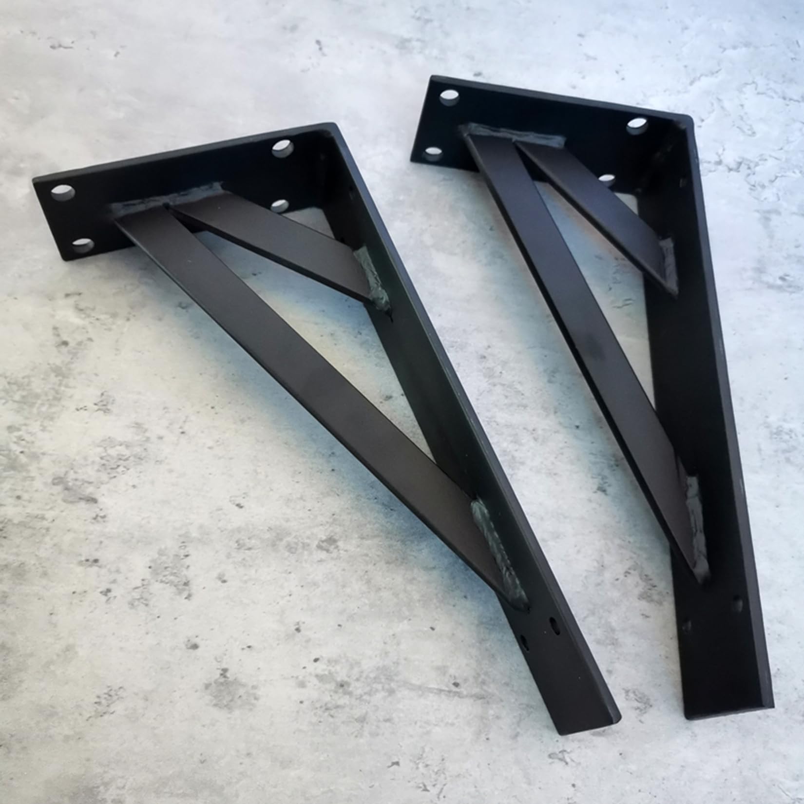 2 Stück Regalhalterungen,Schwimmenden Regalträger,Metall Schwerlast Konsole Wandwinkel,Dreieck Wandhalterungen Regalwinkel für Lagerregal,Bücherregal,mit Schrauben (70cm,Schwarz)