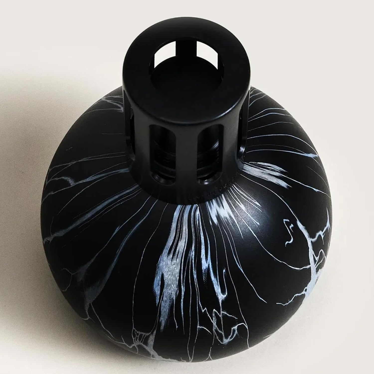 MAISON BERGER - Lampe Berger Model Marbrure - Home Fragrance Lamp Diffuser - 5.3 x 3.5 x 3.7 Inches (Black)