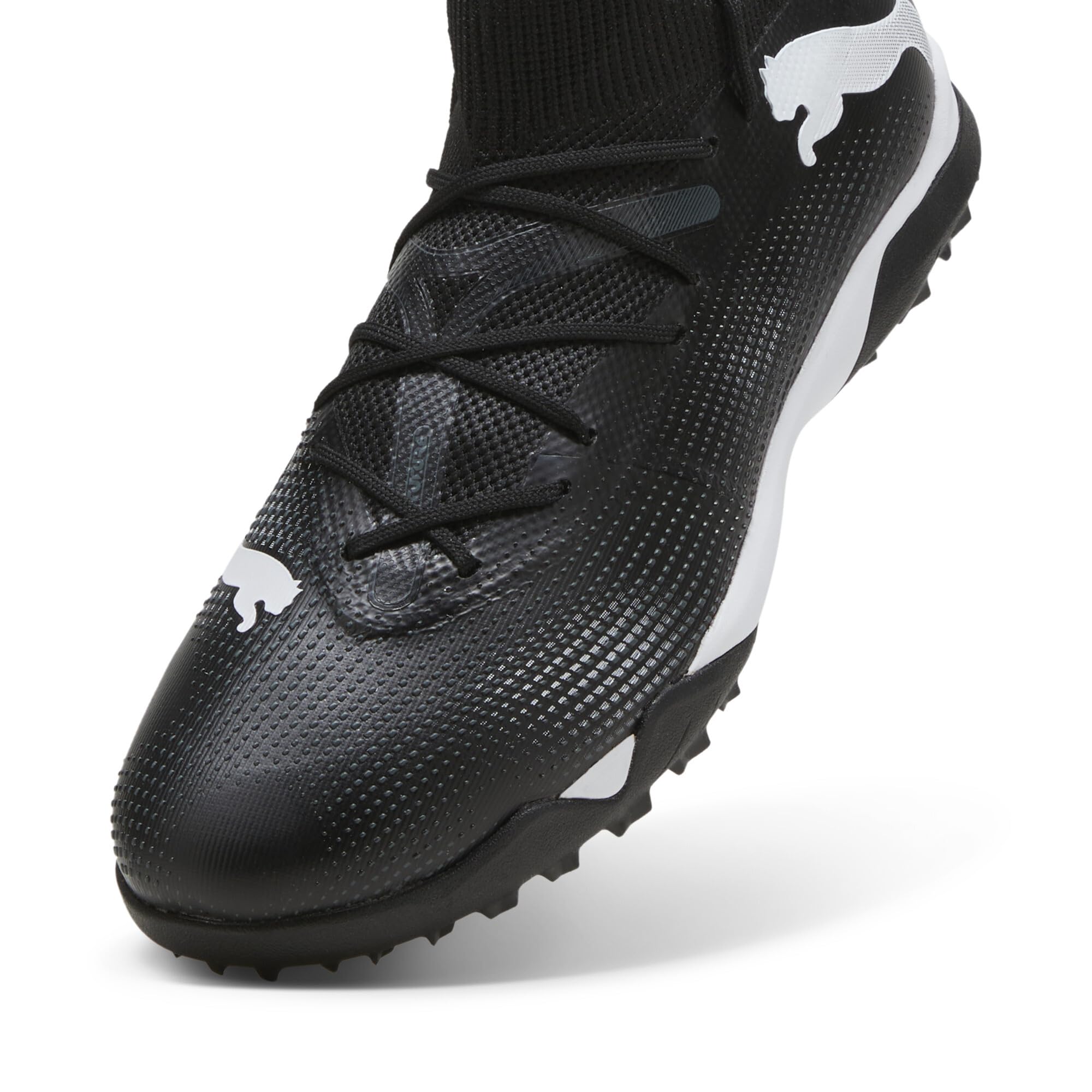 Puma Future 7 Match TT Soccer ShoeHombre