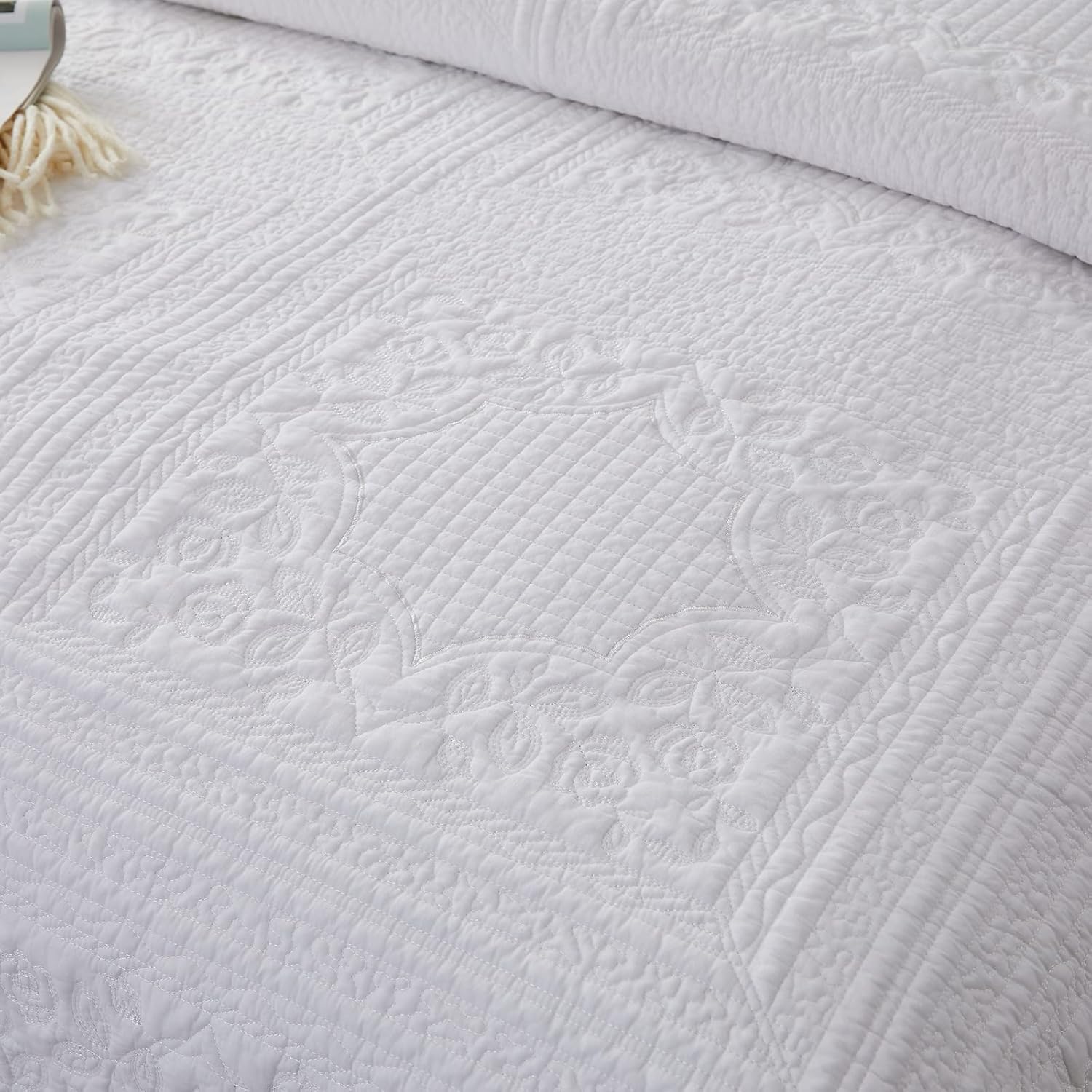 Brandream White Quilt King Size Cotton Matelasse Coverlet Set Farmhouse Quilts 3-Piece - Image 3