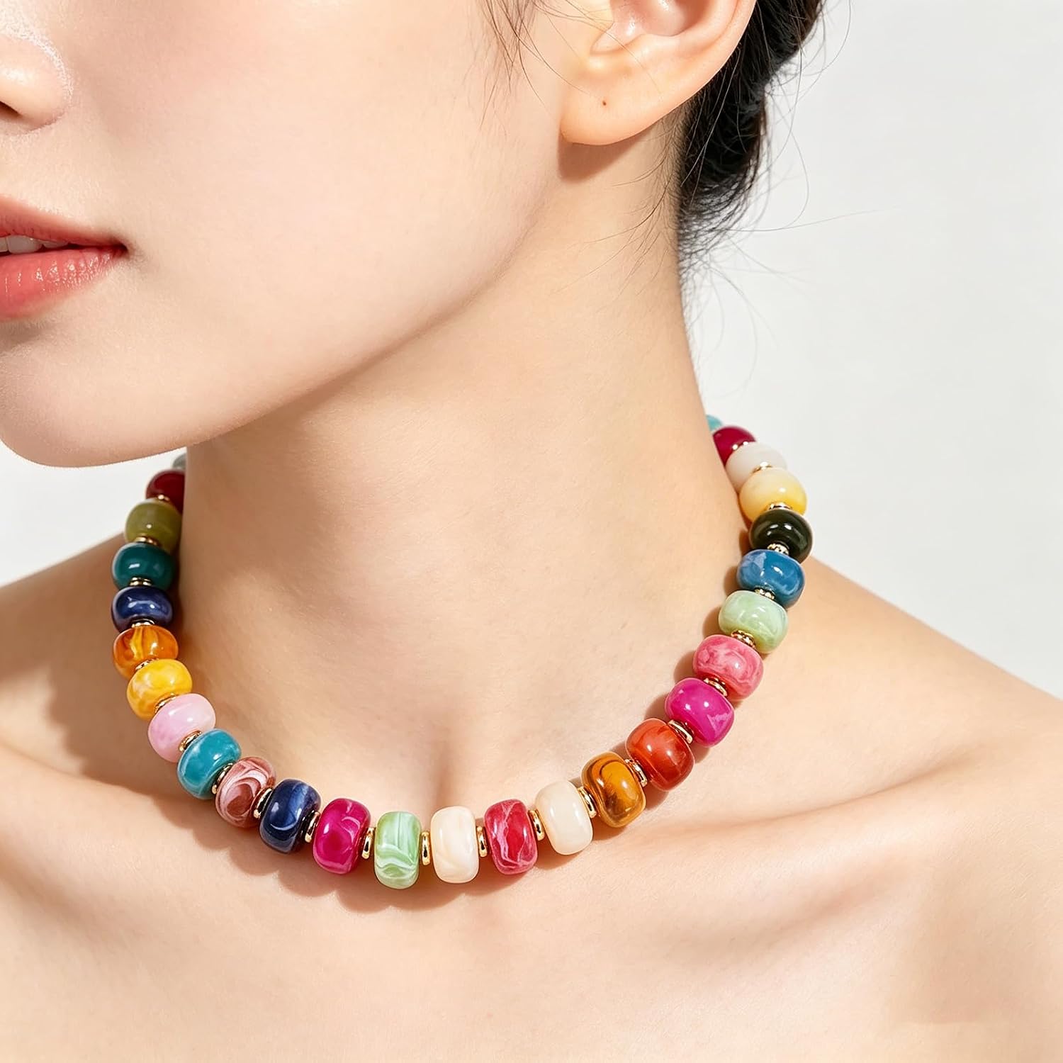 Resin Chunky Beaded Necklaces for Women Trendy Boho Collar Colourful Beaded Necklaces Minimalistic Modern Statement Necklace Choker Summer Beach Handmade Jewelry Accessories Birthday Gift for Women