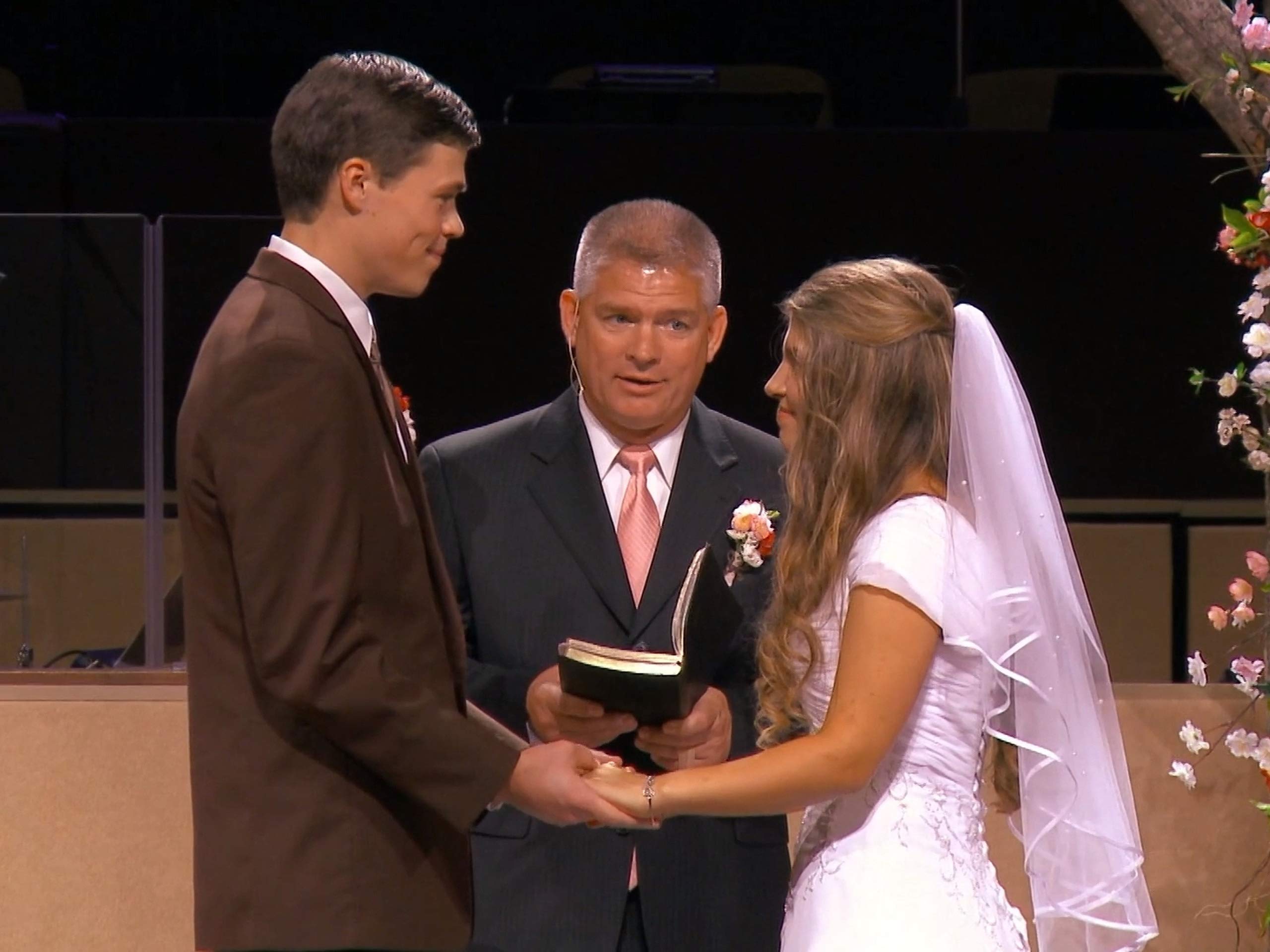 Watch Bringing Up Bates Season 8 Prime Video