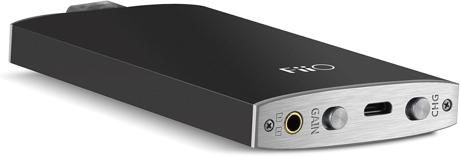 DAC USB Portabel FiiO Q1 Amplifier, showing ports