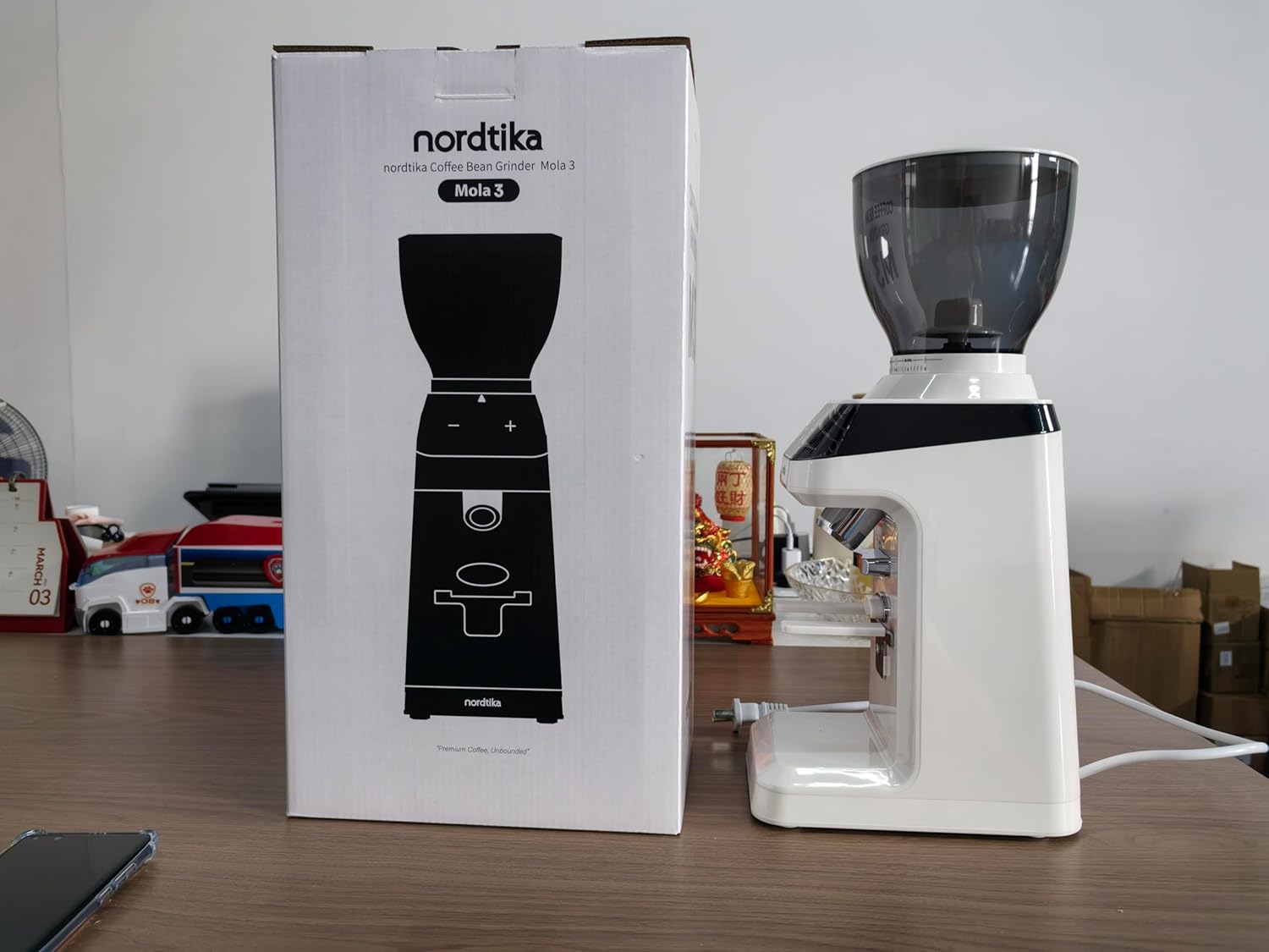 Electric Burr Coffee Grinder with 30 Gind Settings, Conical Coffee Bean Grinder for Home Use