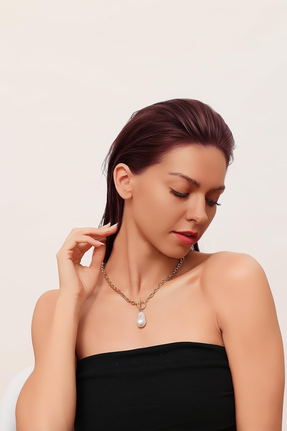 Chunky Gold Necklace for Women, Baroque Pearl Necklace - A Stunning Pearl Gold Necklace with 18K Gold Plated Toggle Clasp, Dainty Toggle Necklace for Birthday Anniversary Christmas Gif - Image 5