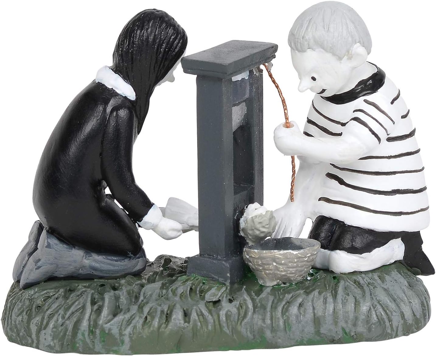 Department56 Addams Family Village Accessories Wednesday and The boy Pugsley Figurine, 1.34", Multicolor