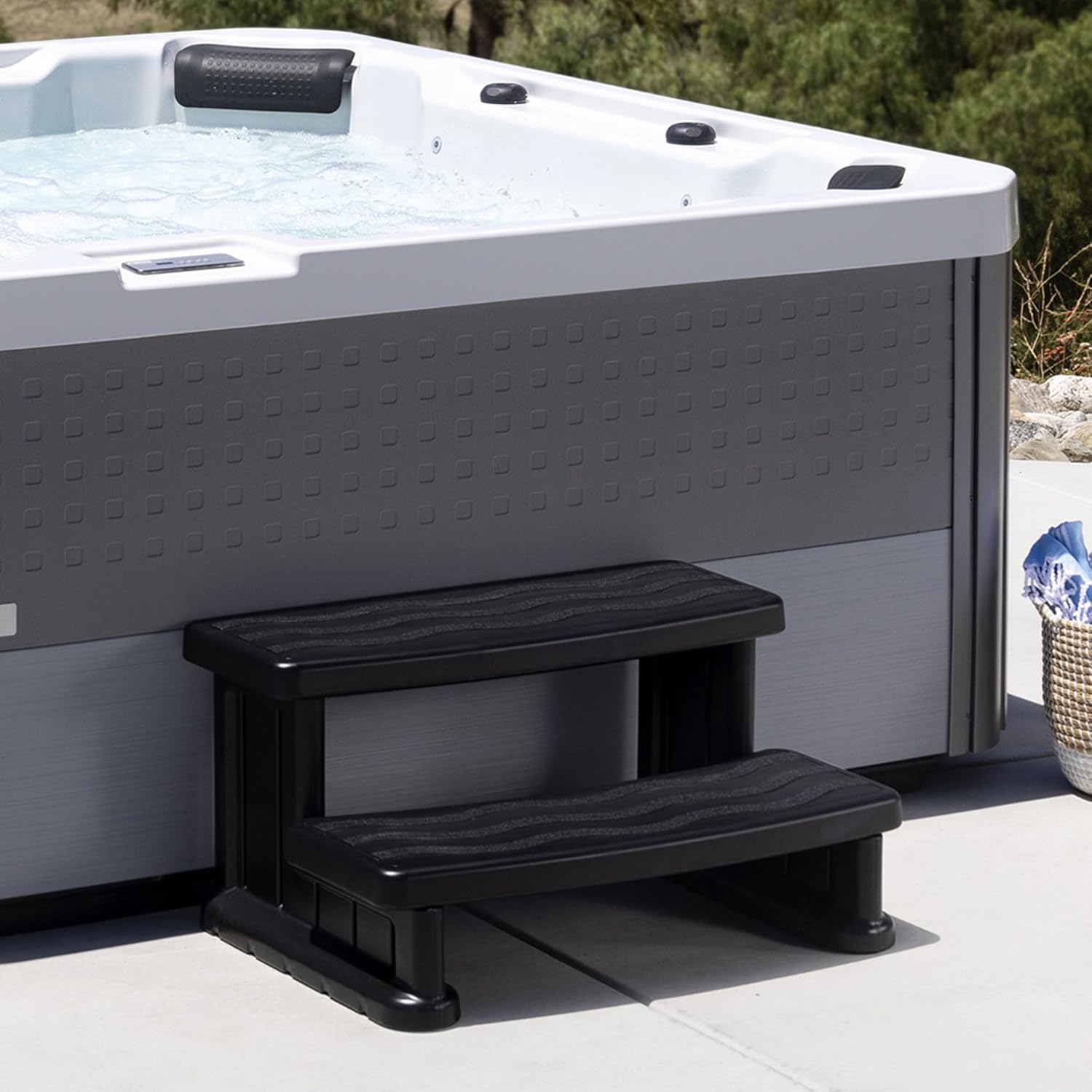LIFE SMART Hot Tub Side Step for Square or Round Spas, Folding Stool Ladder, Heavy Duty Plastic, Portable Step for Adults and Kids, 31" x 16", Black