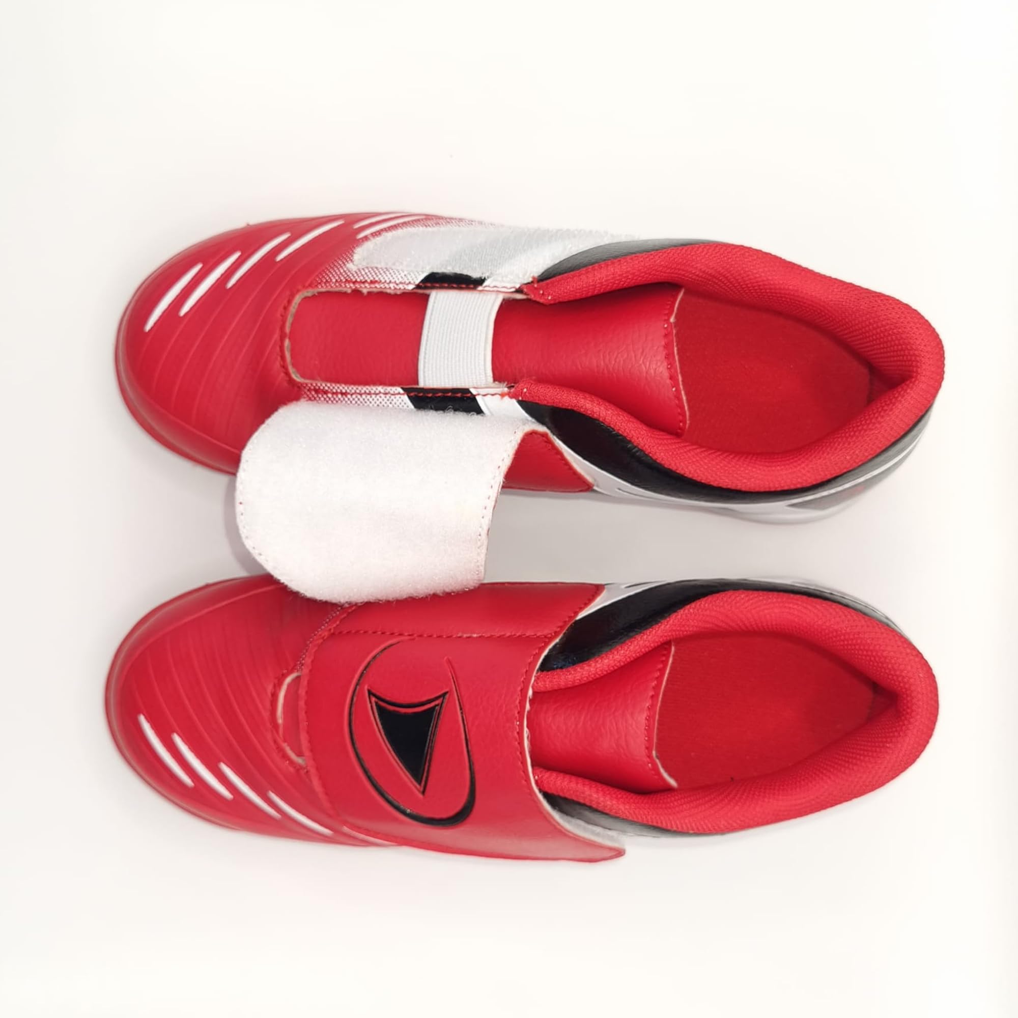Scarpe da calcio per bambini, multitacchetti, senza lacci, per erba artificiale, scarpe da calcio per bambine