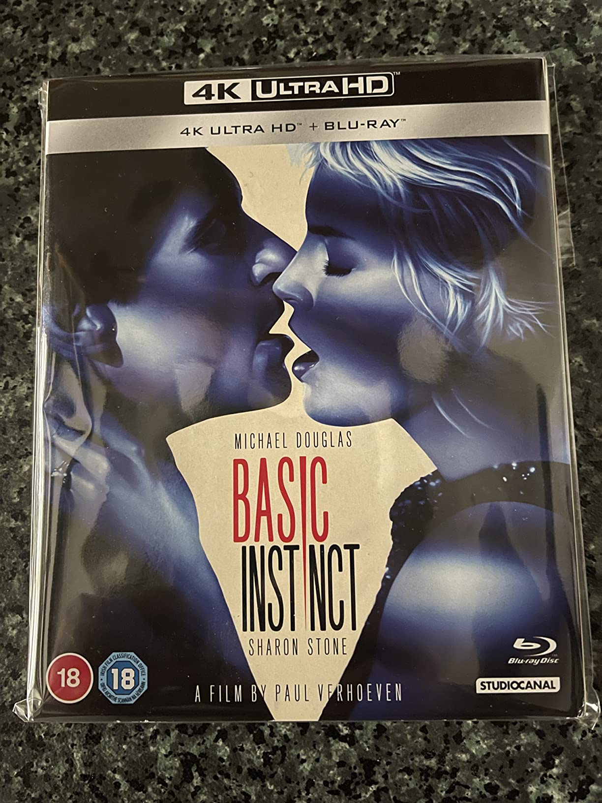 Basic Instinct (new restoration) 4K Ultra-HD [Blu-ray] [2021]: Amazon ...