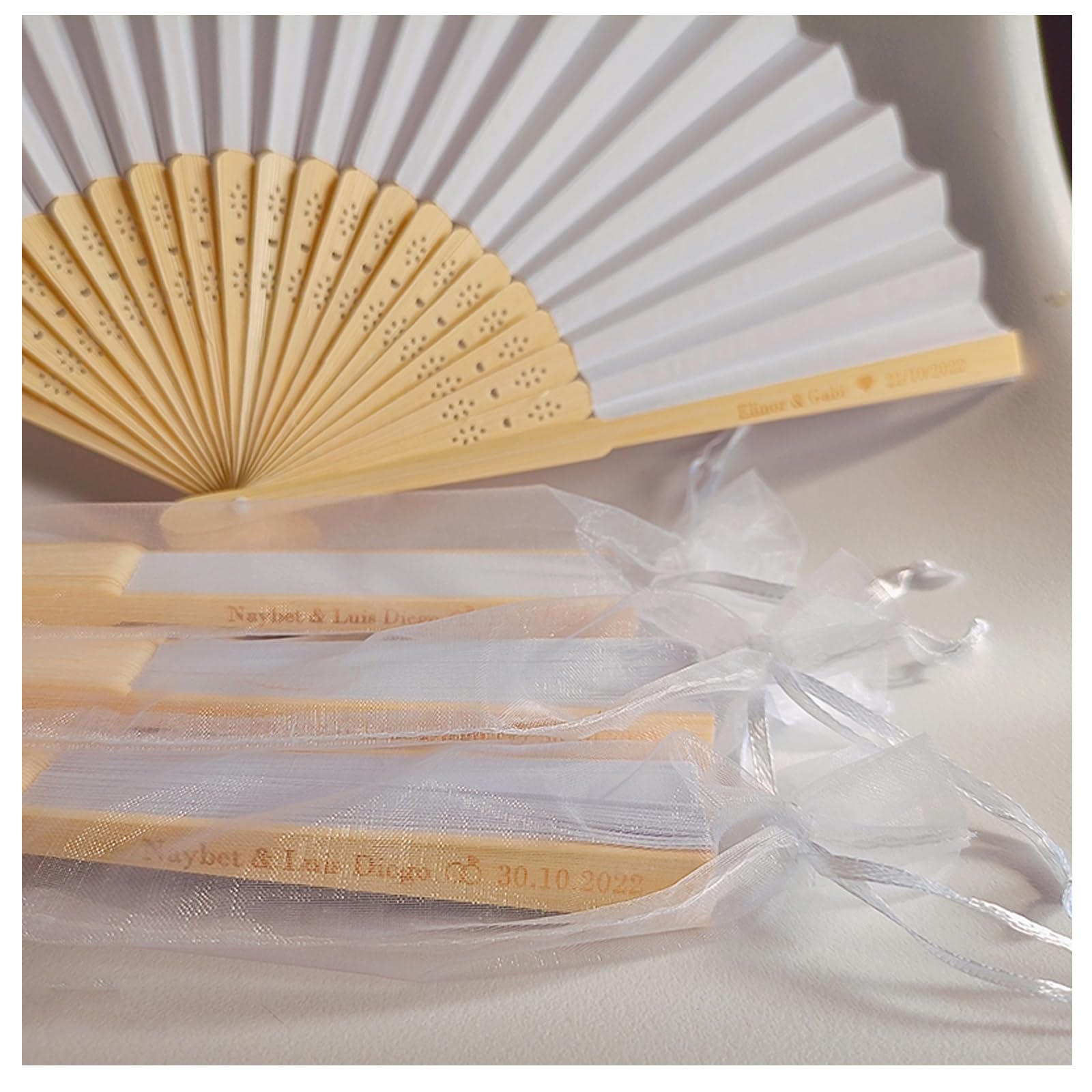 Éventails pliants en bambou et soie blanche pour mariage et fête | Lot de 20 pièces