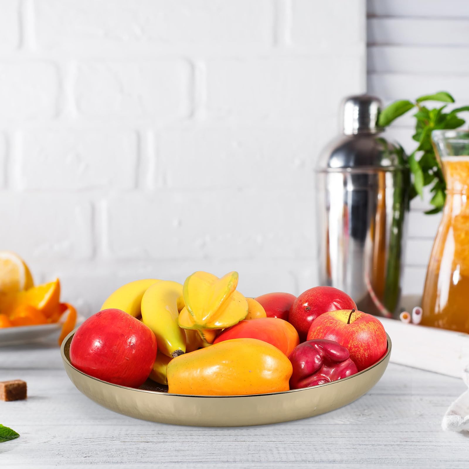 Bandeja de Metal Dorada Diseño Simple y Elegante Redonda para Servir Frutas y Té, Portátil y Fácil de Usar, Adecuado para Picnic y Fiestas