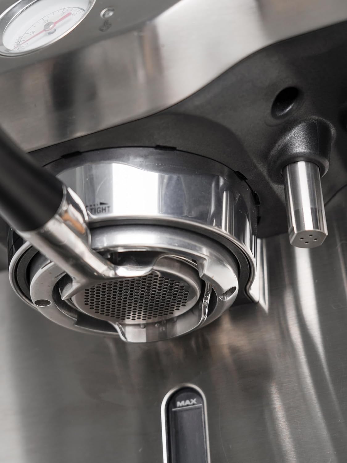 Normcore 58 mm Fit Breville Flat Naked Bottomless Portafilter with 18g Basket, Bottomless Portafilter with Black Anodized Aluminum Fits 58mm Breville Machines