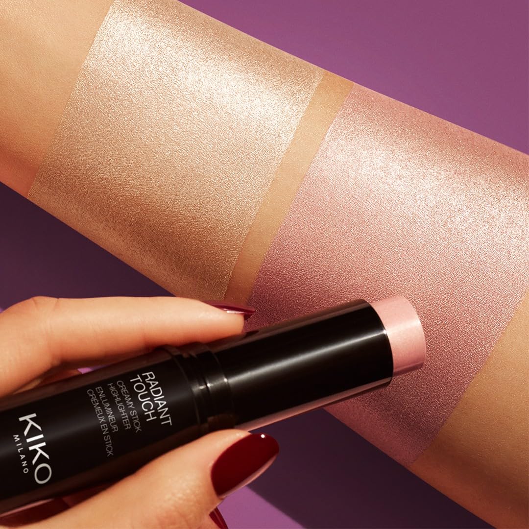 KIKO MILANO, Radiant Touch Creamy Stick Highlighter Gold, Iluminador em Bastão, Cor em promoção! Veja a oferta e mais achadinhos de Iluminador 4 Hoje é o melhor dia para comprar KIKO MILANO, Radiant Touch Creamy Stick Highlighter Gold, Iluminador em Bastão, Cor com aquele preço maroto! Promoção! Aproveite a oferta! 4