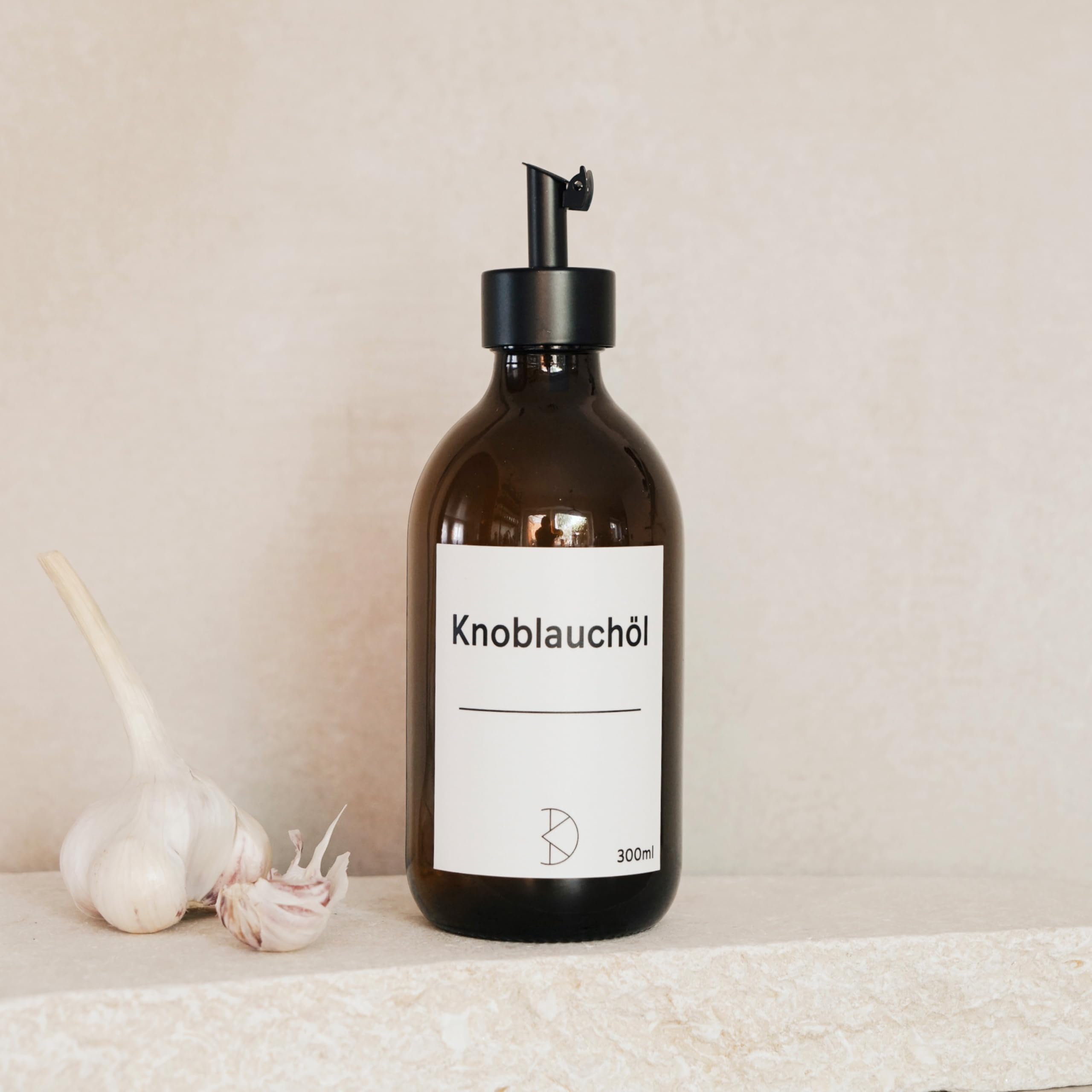 6 botellas de aceite para rellenar, dispensador de aceite moderno de cristal ámbar con boquilla de acero inoxidable, dispensador de aceite, vinagre y balsámico, diferentes pegatinas, 300
