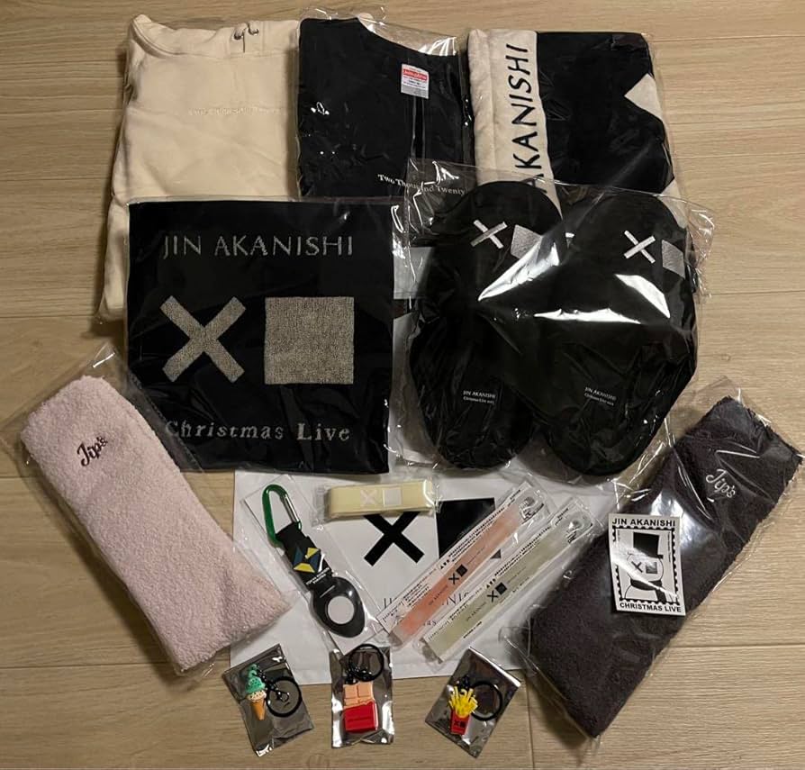 赤西　グッズセット Amazon.co.jp: 赤西仁 アップグレードグッズ 5点セット : おもちゃ