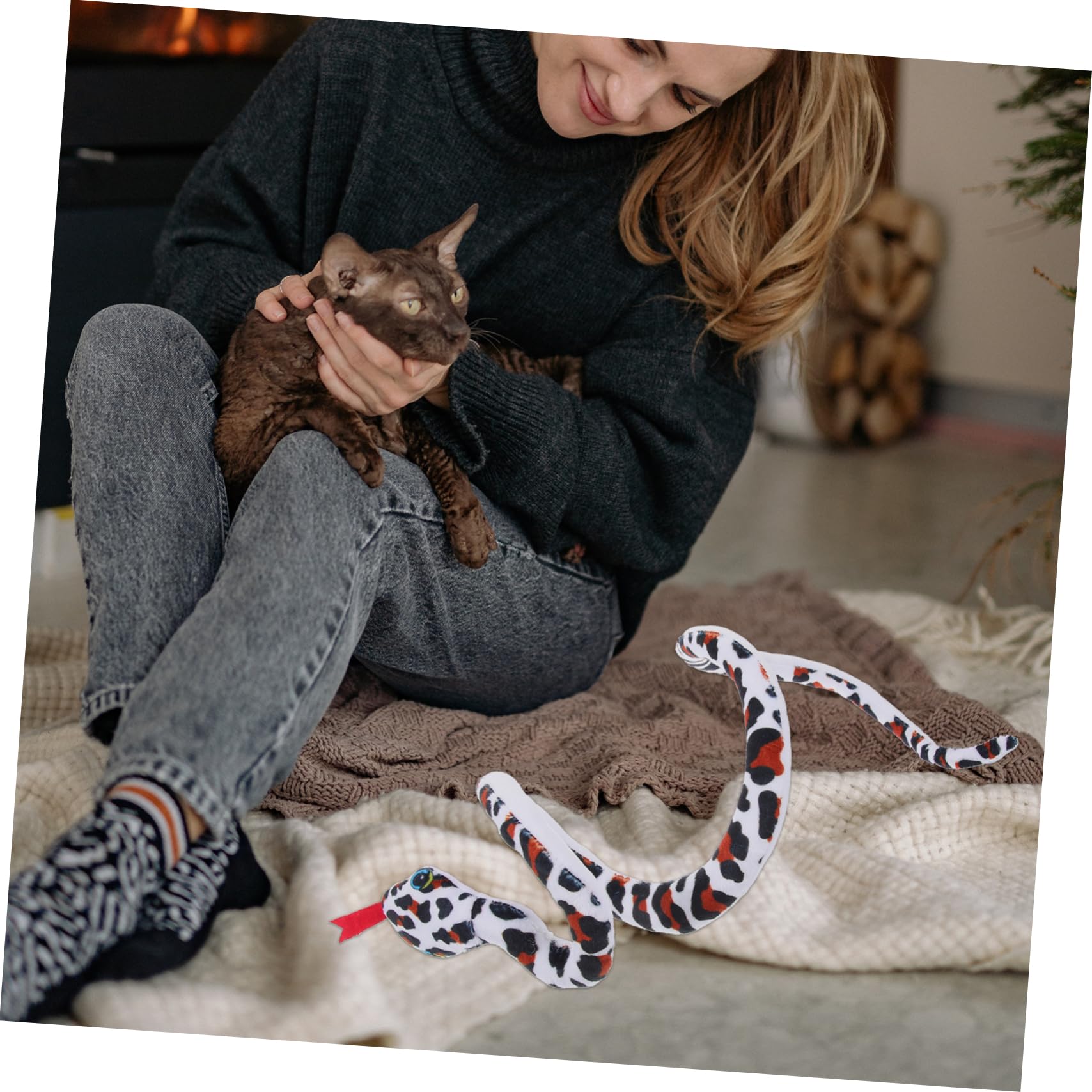 Jouet Serpent pour Chat en Peluche Légère Herbe à Chat Intégrée, Jouet Interactif à Mâcher pour Chatons D’Intérieur