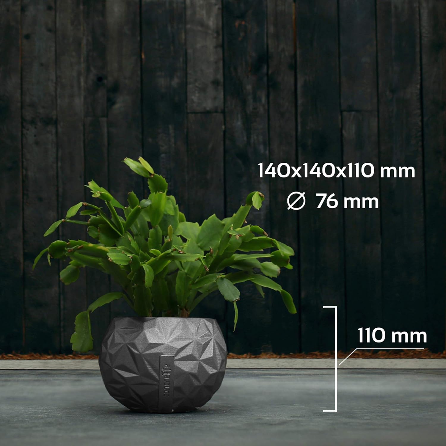 CONCRETTE Flower Pot, Steel, diameter 7,6-13x13x12 cm, diameter 7,6 - 13x13x12 cm - Image 4