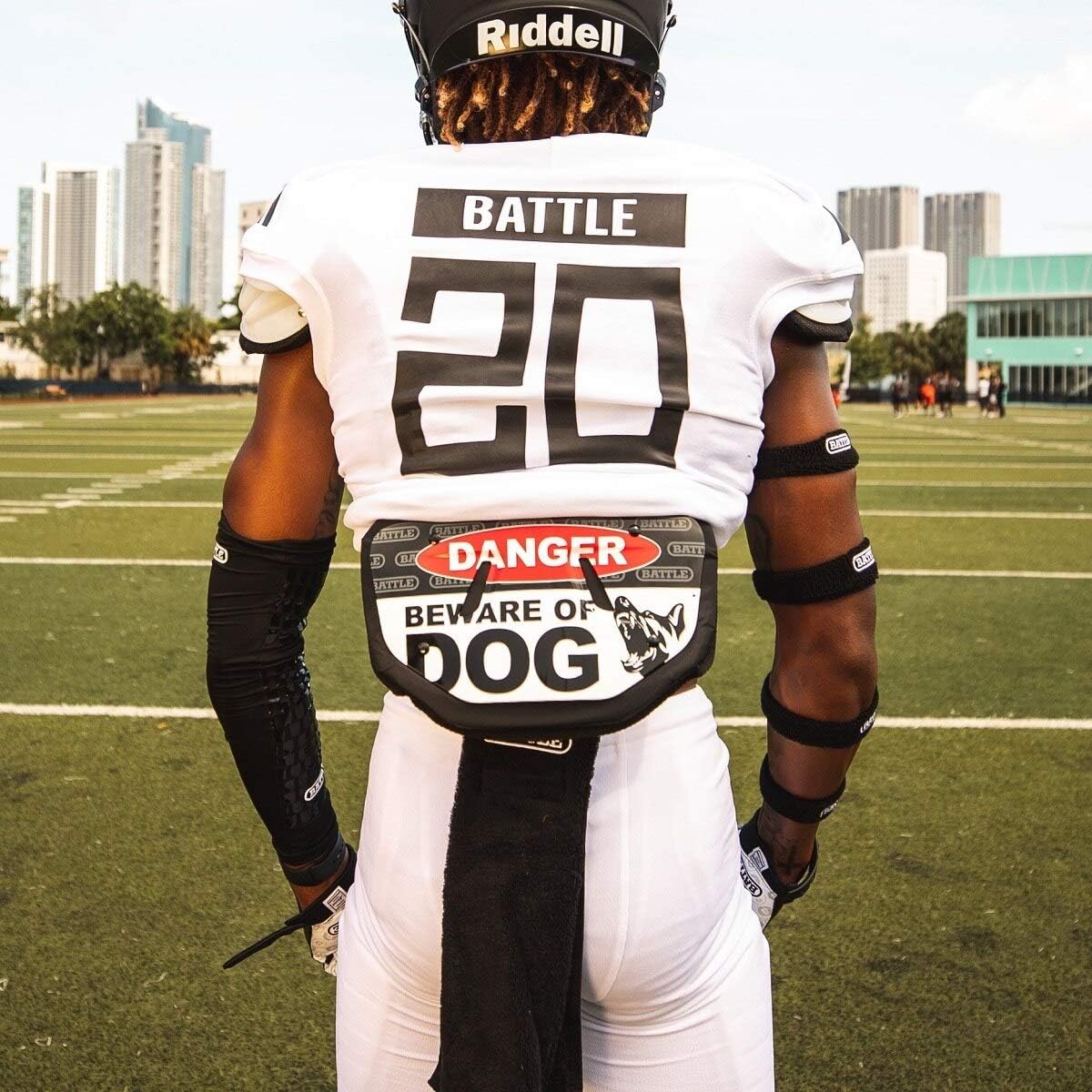 Battle Sports Back Plate - Rear Protector Lower Back Pads for Football Players : Sports & Outdoors