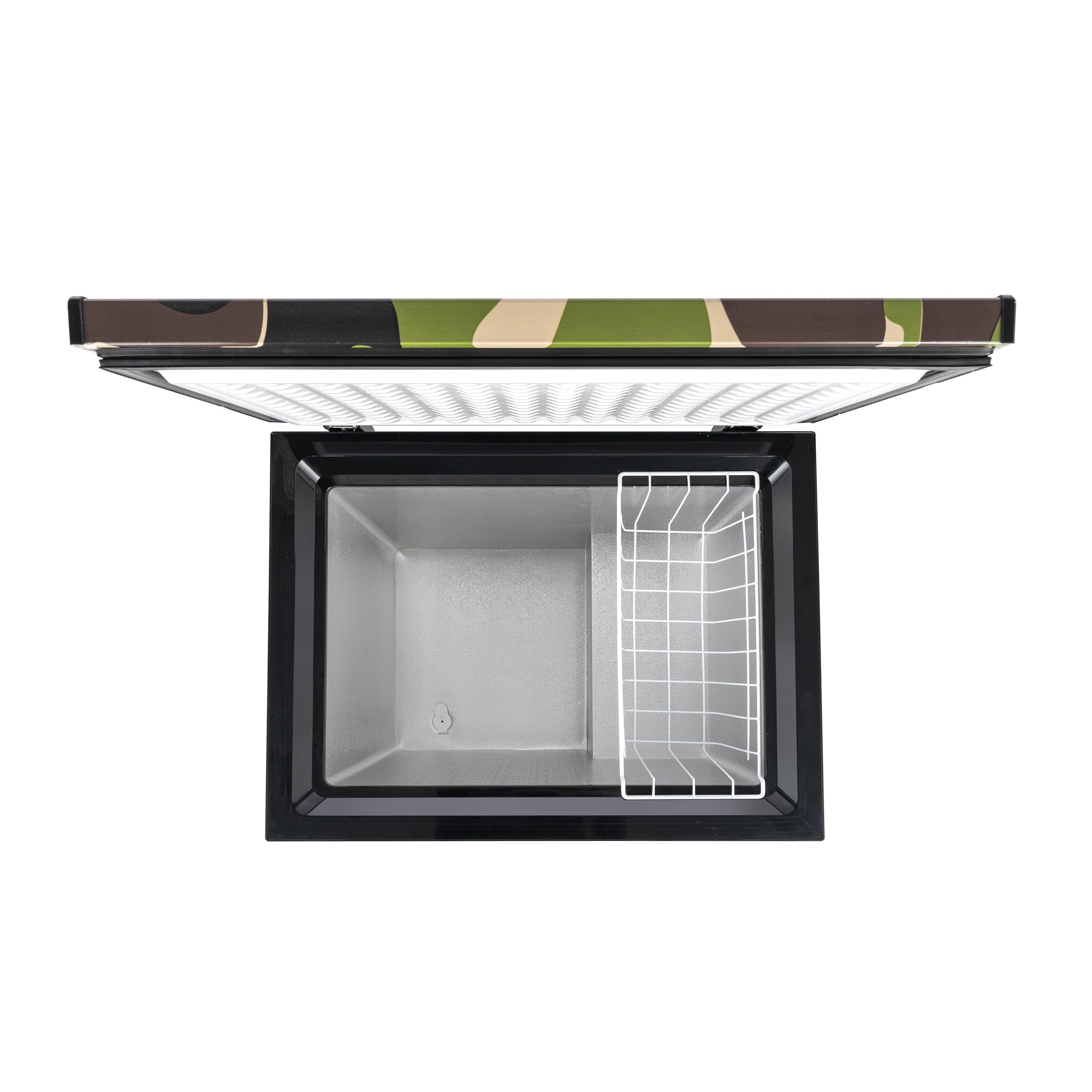 Frigidaire Efrf516camo Chest Deep Freezer- Garage Ready, 5.0 Cu. Ft. Capacity, Camo-Adjustable Thermostat-Removable Vinyl Coated Wire Basket-Easy Defrost Drain on Fridge.com - View 5