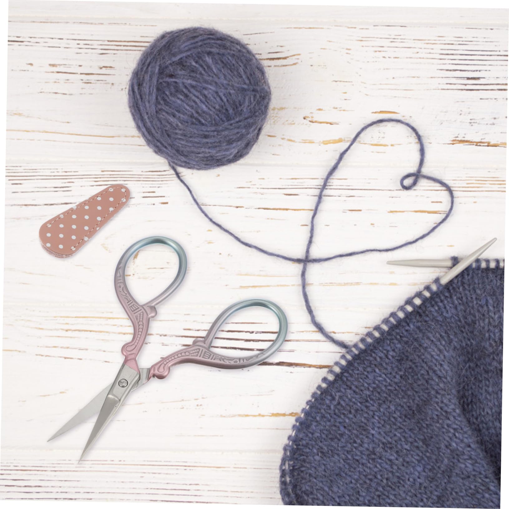 KONTONTY Ergonomic Handle Scissors Set Yarn Cutter Tools for Embroidery Sewing Tapestry Comfortable Grip Smooth Surface Leather Covered Case