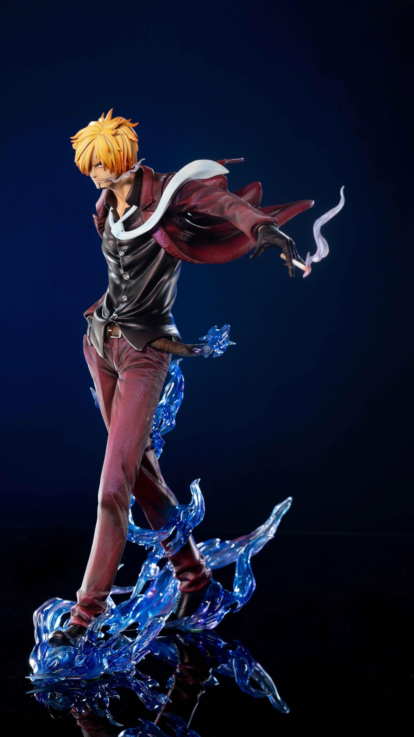 Amazon.co.jp: ヴィンスモーク・サンジ フィギュア 1/8スケール 塗装  