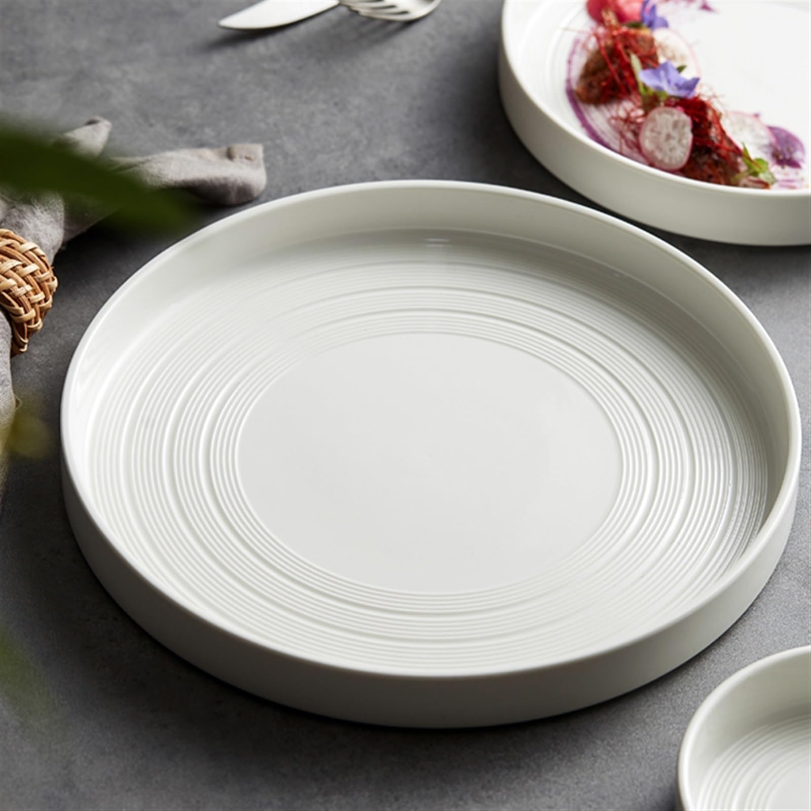 Talerz sałatkowy ceramiczny talerz obiadowy dom kuchnia talerz sałatkowy zastawa stołowa czysty biały talerz okrągły prosty talerz deserowy płaski głęboki talerz talerze obiadowe (kolor: 004)