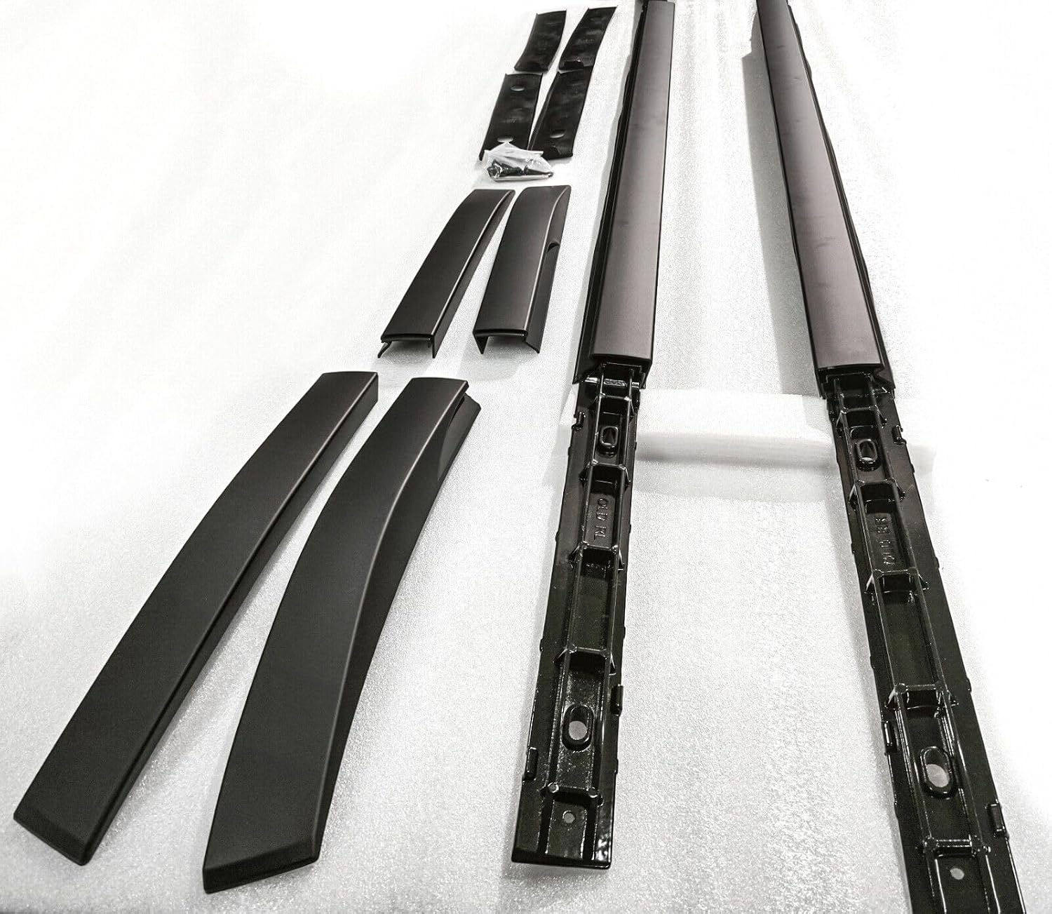 2PCS Roof Rail Rack +2PCS Cross Bars Set Fits for Mitsubishi Outlander 2022-2024 Luggage Carrier Cargo Bars (All Black)