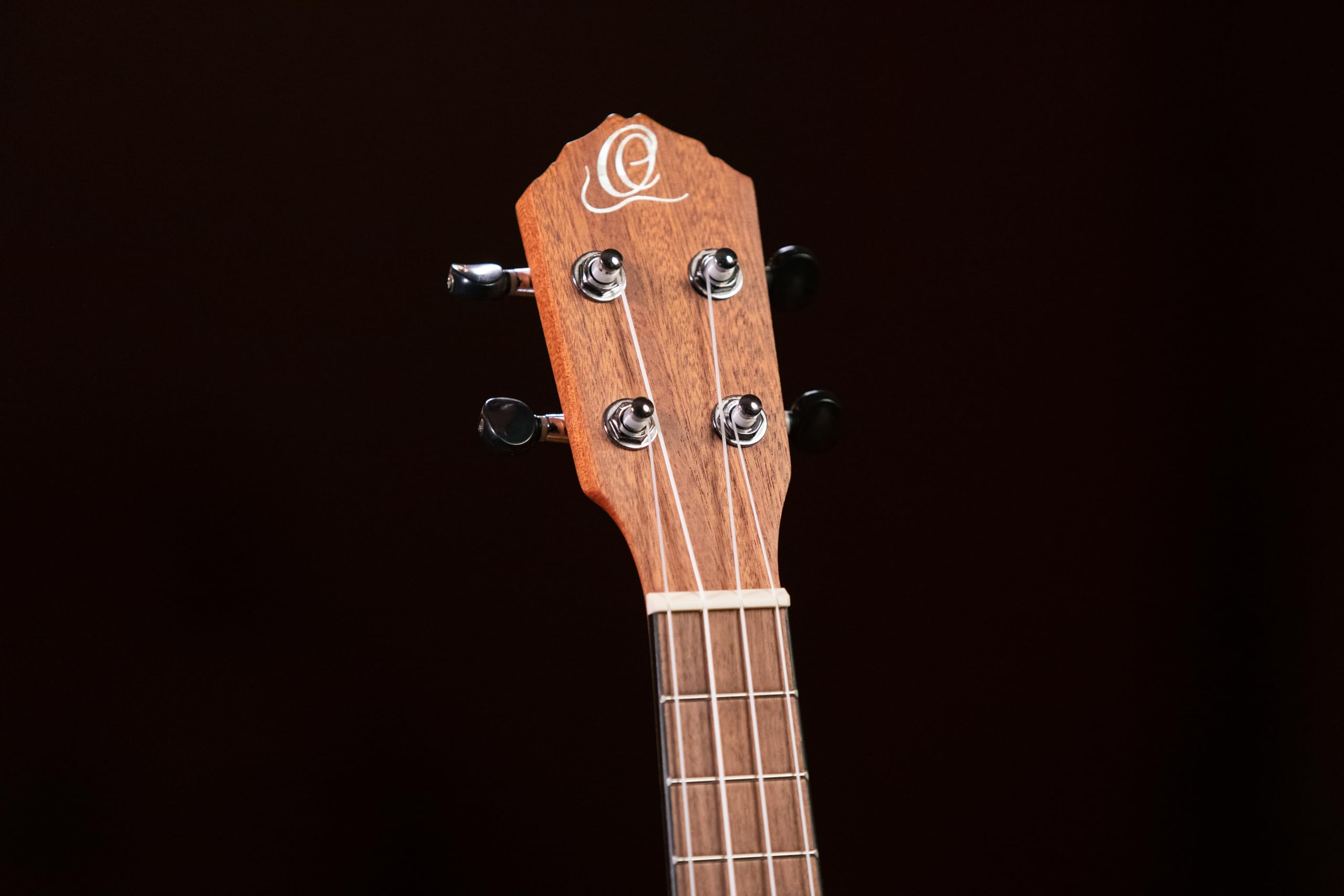 Ortega Guitars Ukulélé Concert Electro-Acoustique – Série Timber – Housse Incluse – Sapele, Naturel (RFU11SE)
