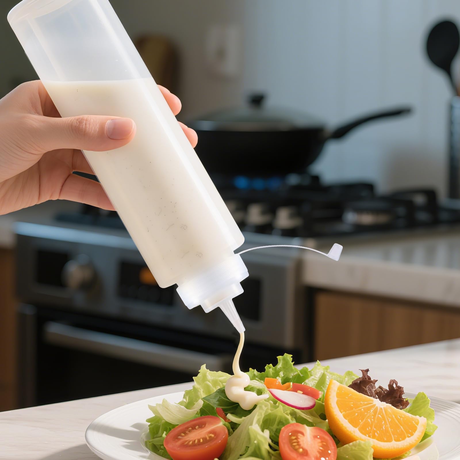 MOUYAT 8 botellas de salsa de 32 onzas/1000 ml, botellas de plástico con boquillas, dispensadores de condimentos recargables para ketchup, ensalada