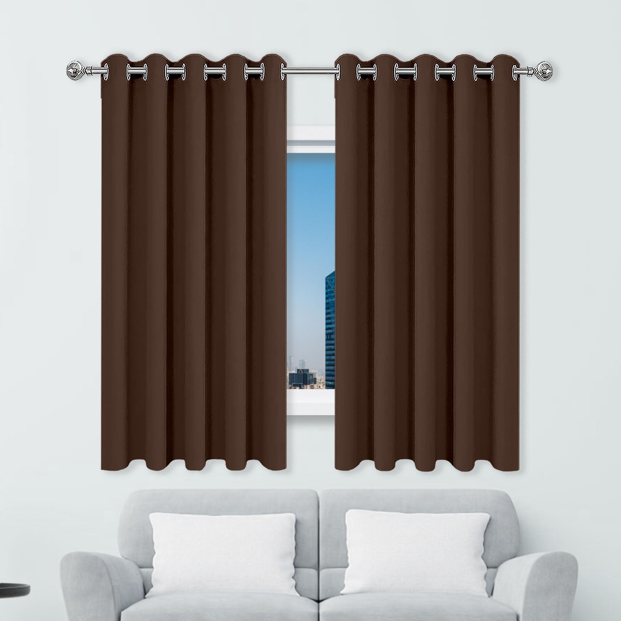Tenture opaque à oeillets isolante et moderne pour habiller le salon