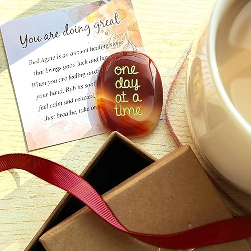 Miniatura 3 de SOLICIEL Cristal curativo de ágata One Day at A Time, regalos para él para ella para aliviar la ansiedad, regalos inspiradores para mejor amigo para