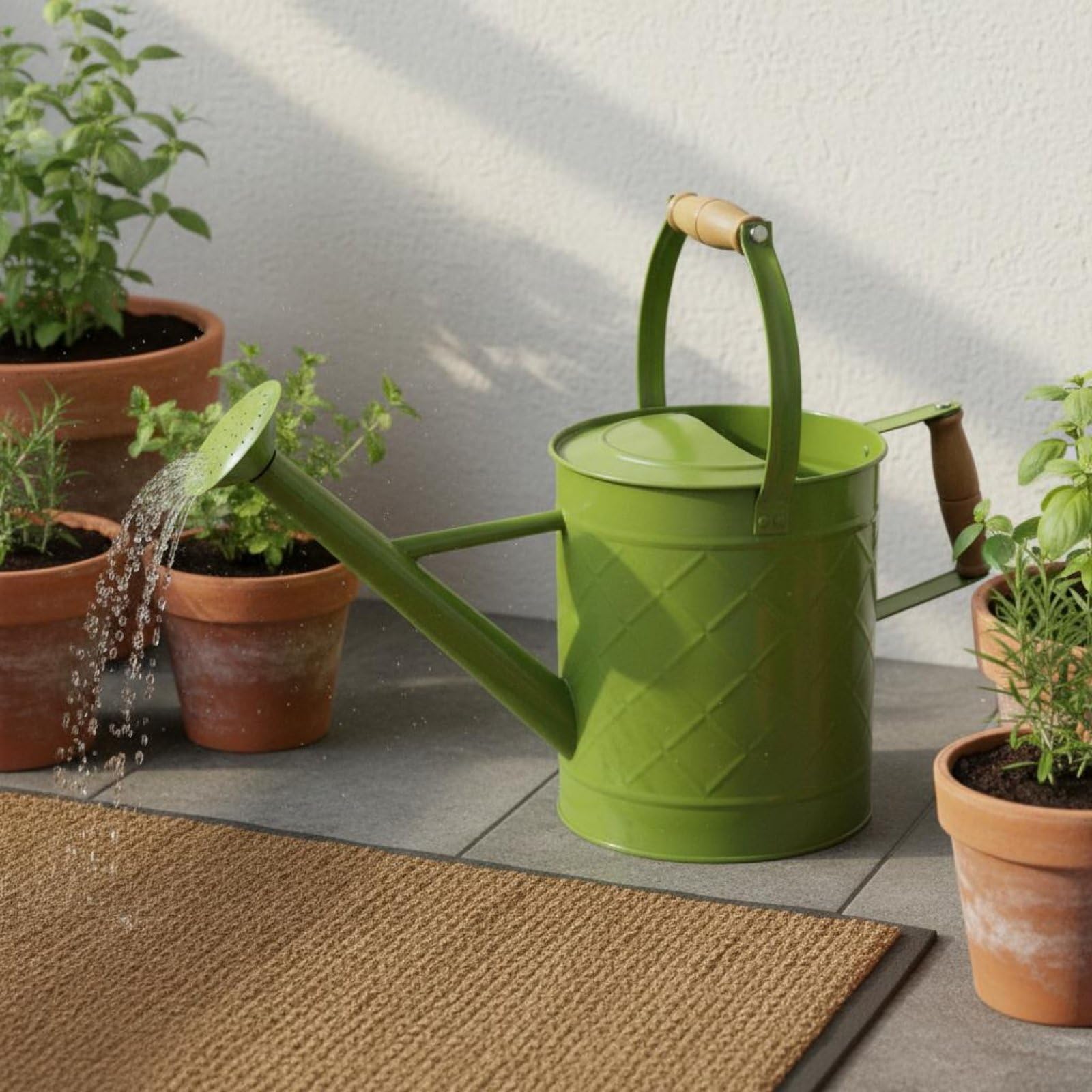 Annaffiatoio Metallo Giardino Irrigazione Controllata Manico Superiore Lato Pratico Spout Lungo Uso Interno Esterno Serra Casa Adatto per Annaffiatura Quotidiana Orto Domestico, Rosso