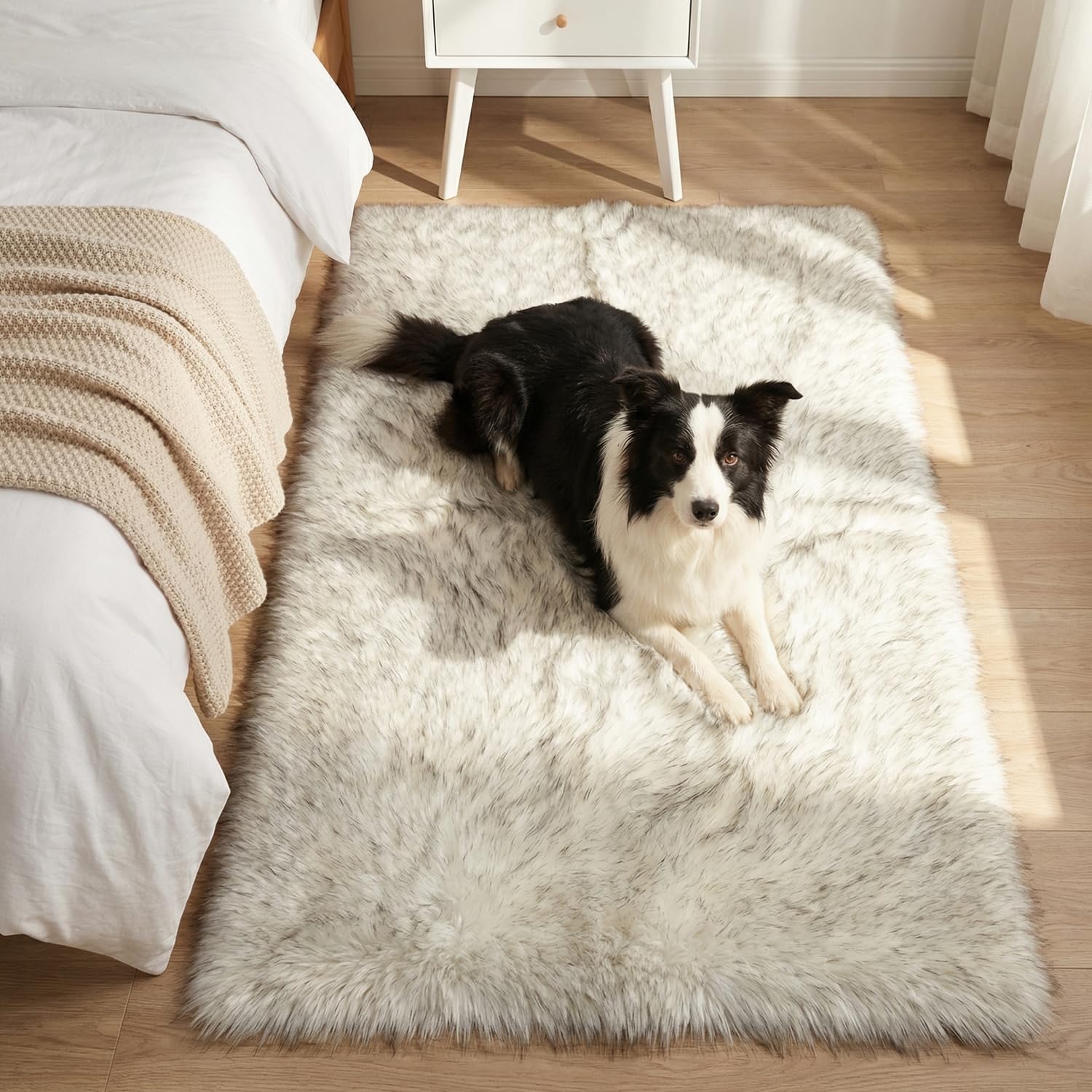 Tapis de salon gris 120x180 cm idéal pour une chambre d'enfant moderne