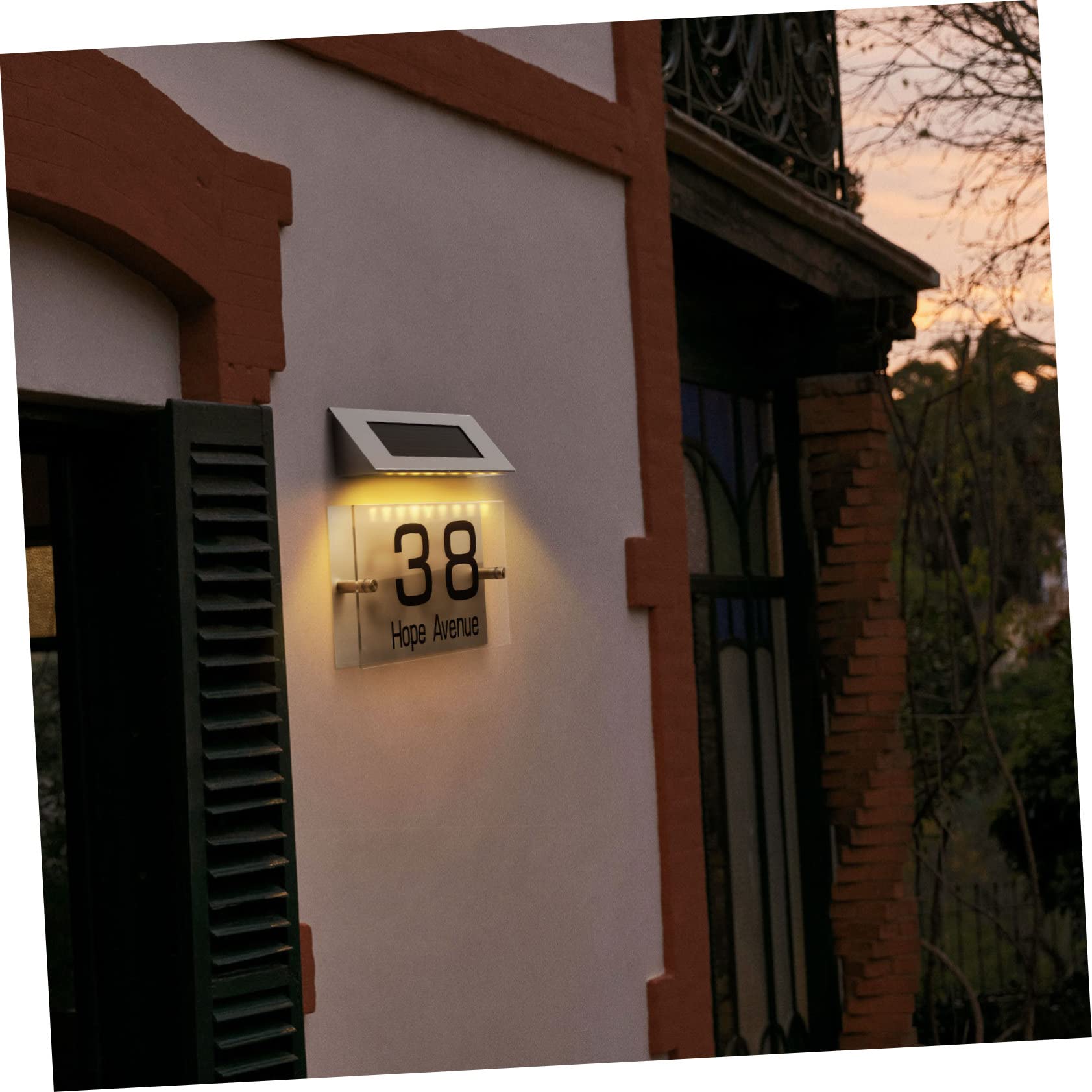 iplusmile Lampada Solare da Esterno con Numeri Civici LED Colori Pannello Acrilico Personalizzabile Luce LED per Indicazione Indirizzo Notturna Facile Installazione Risparmio Energetico per